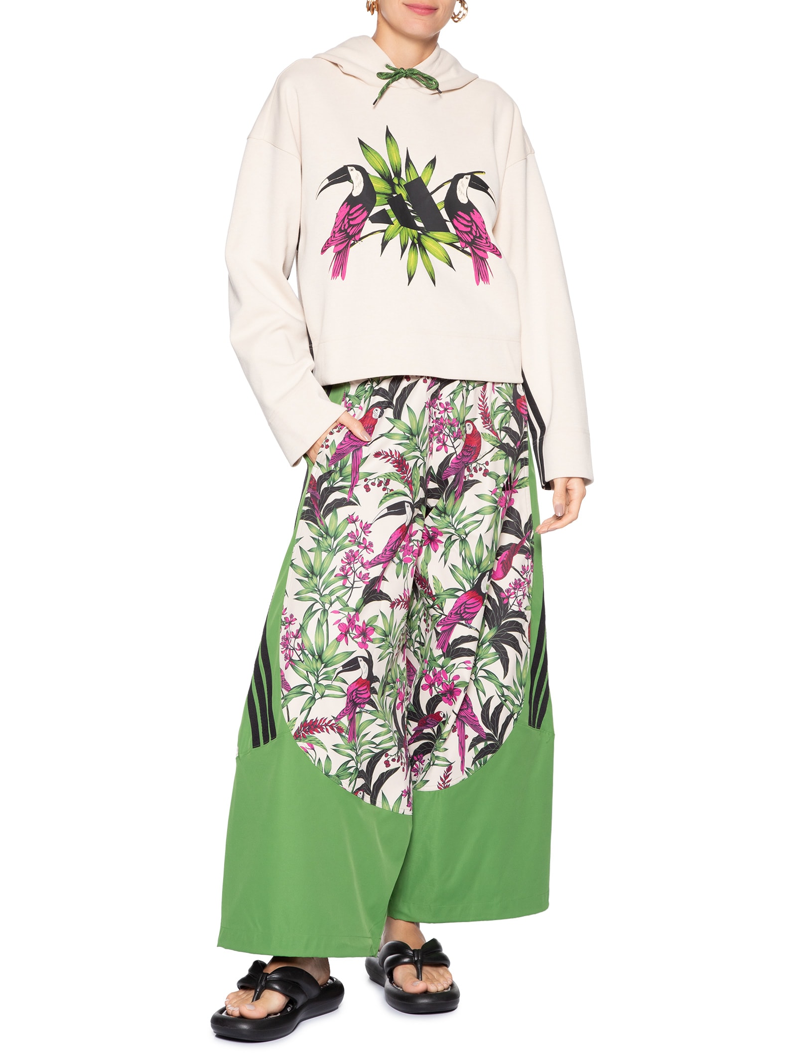 Moletom Feminino Bege Adidas + Farm