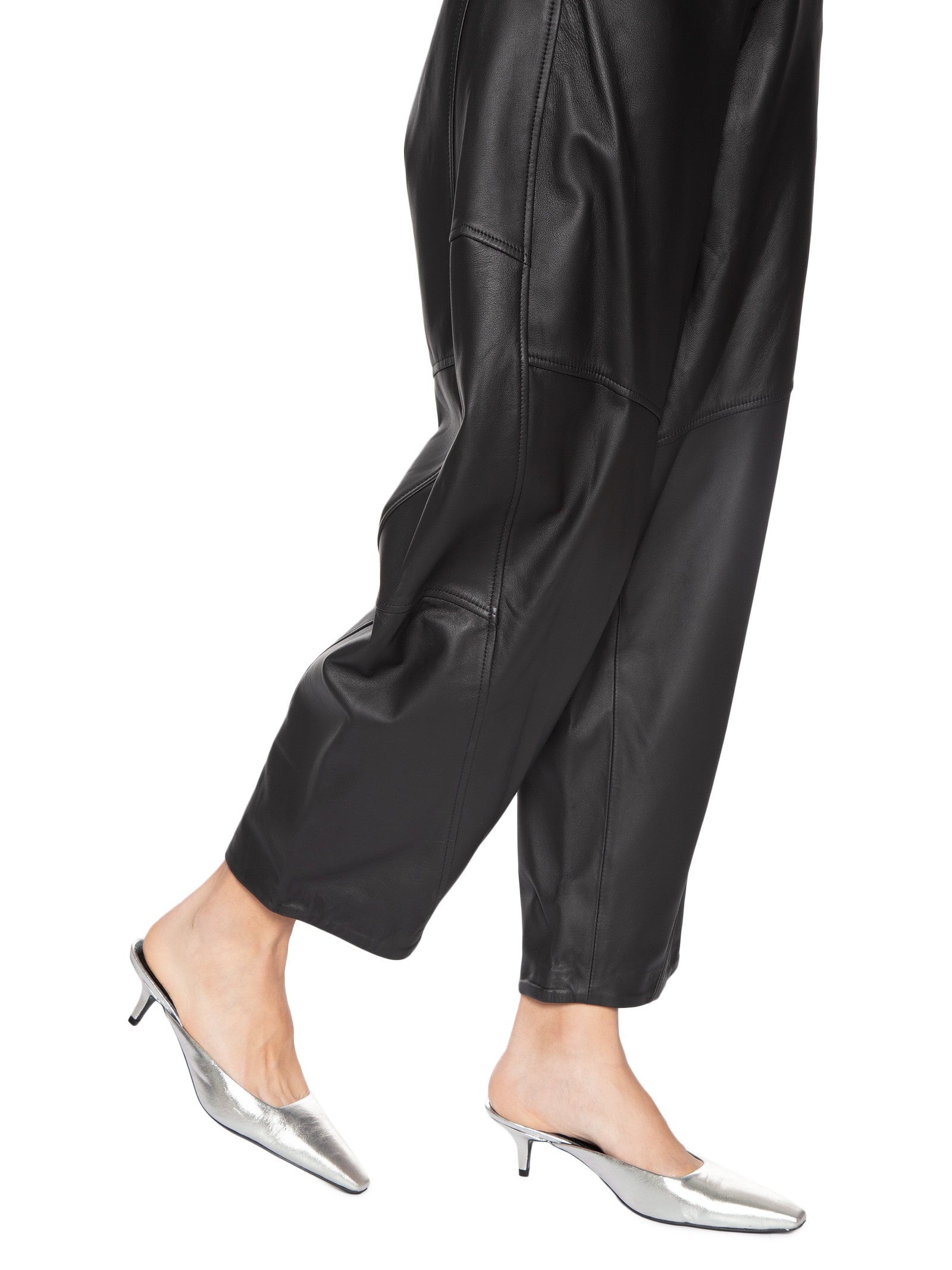 Mule Feminino Bico Fino Em Couro – Prateado '2Essential