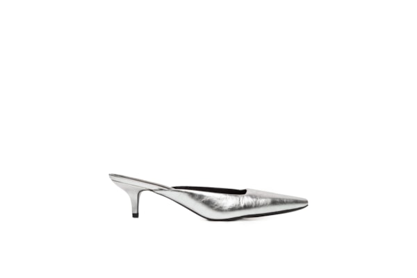 Mule Feminino Bico Quadrado Em Couro - Prateado