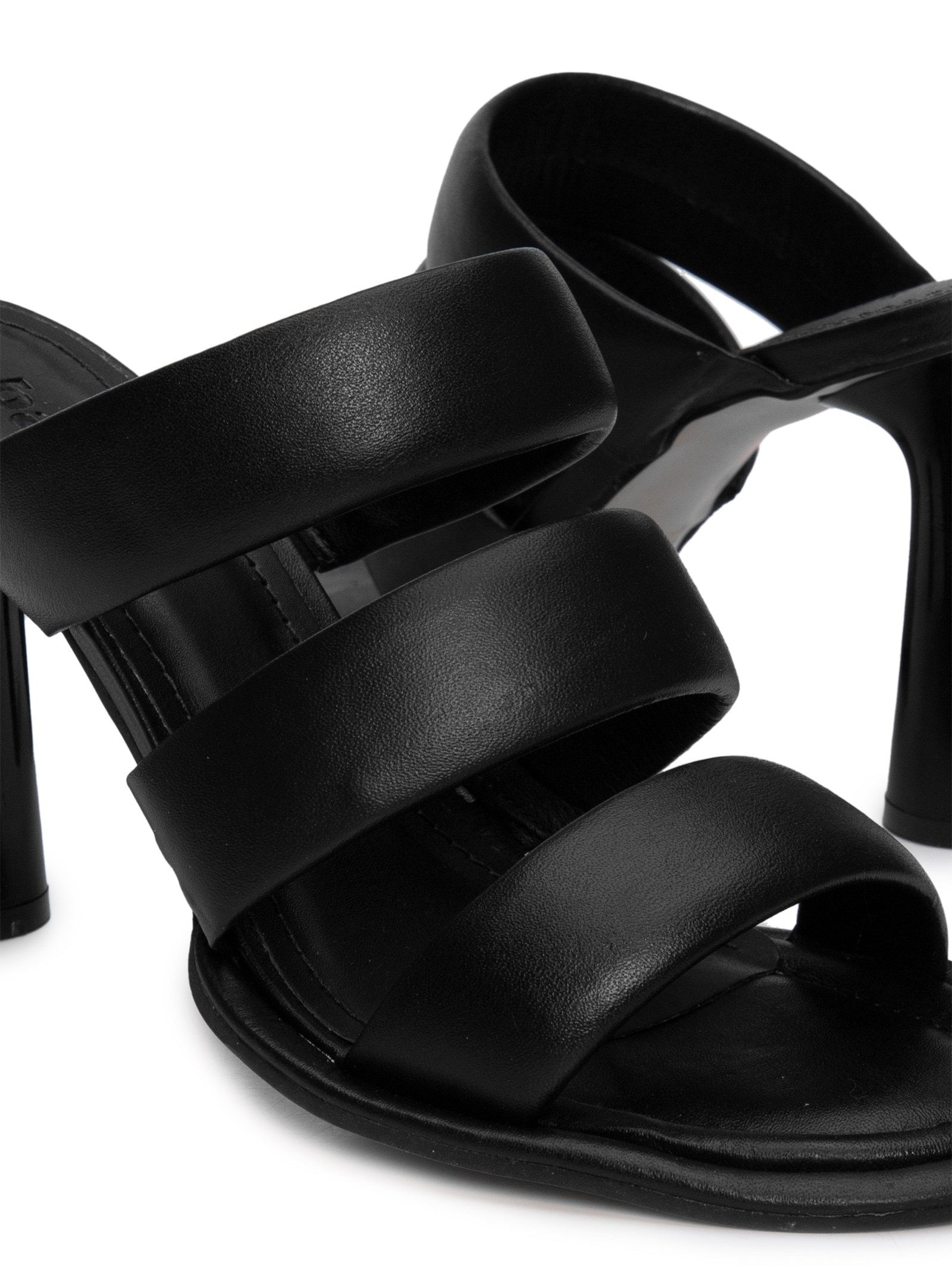 Mule Feminino Couro Salto Bloco Tiras Acolchoadas Preto Basiq