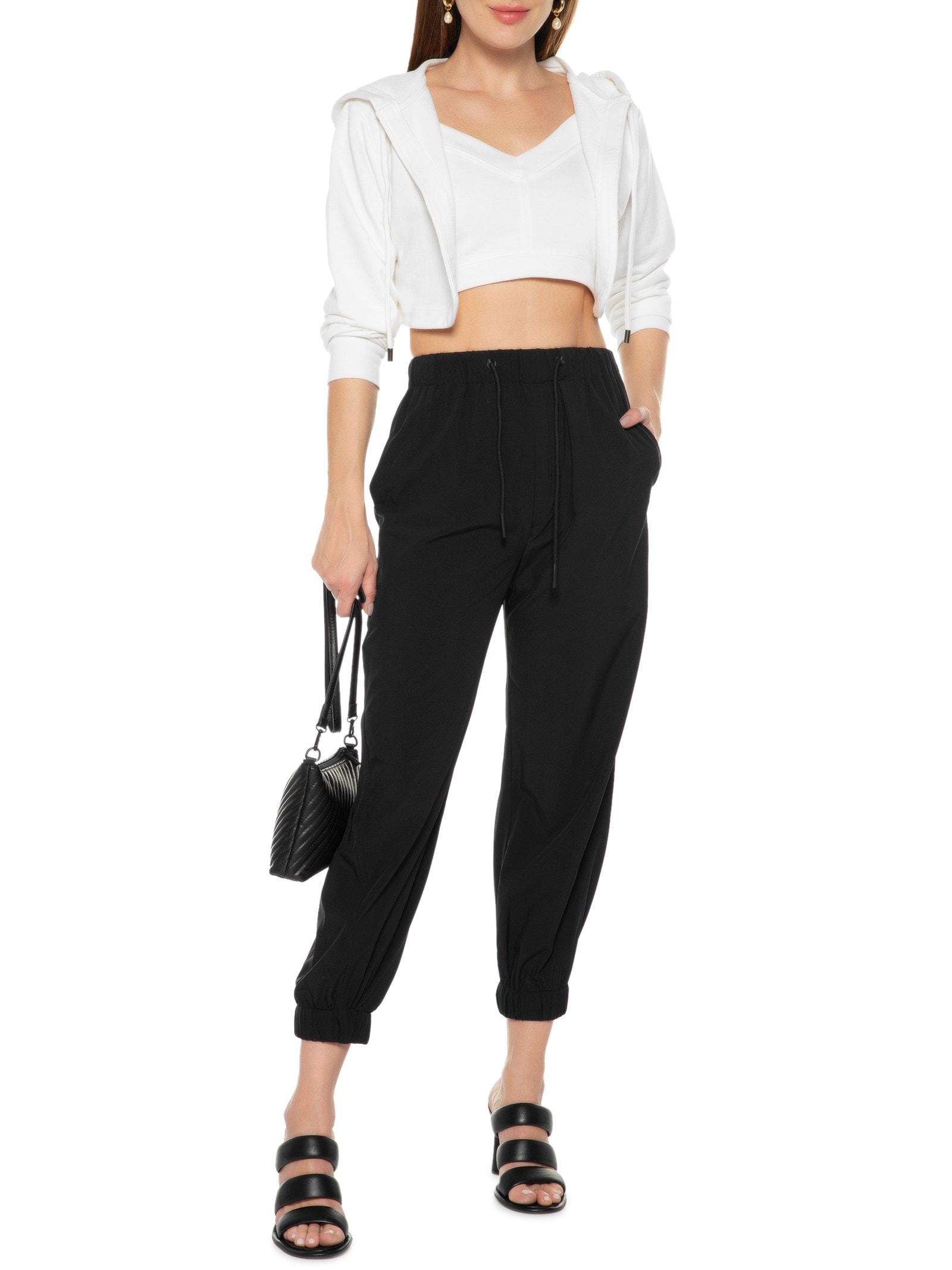 Mule Feminino Couro Salto Bloco Tiras Acolchoadas Preto Basiq