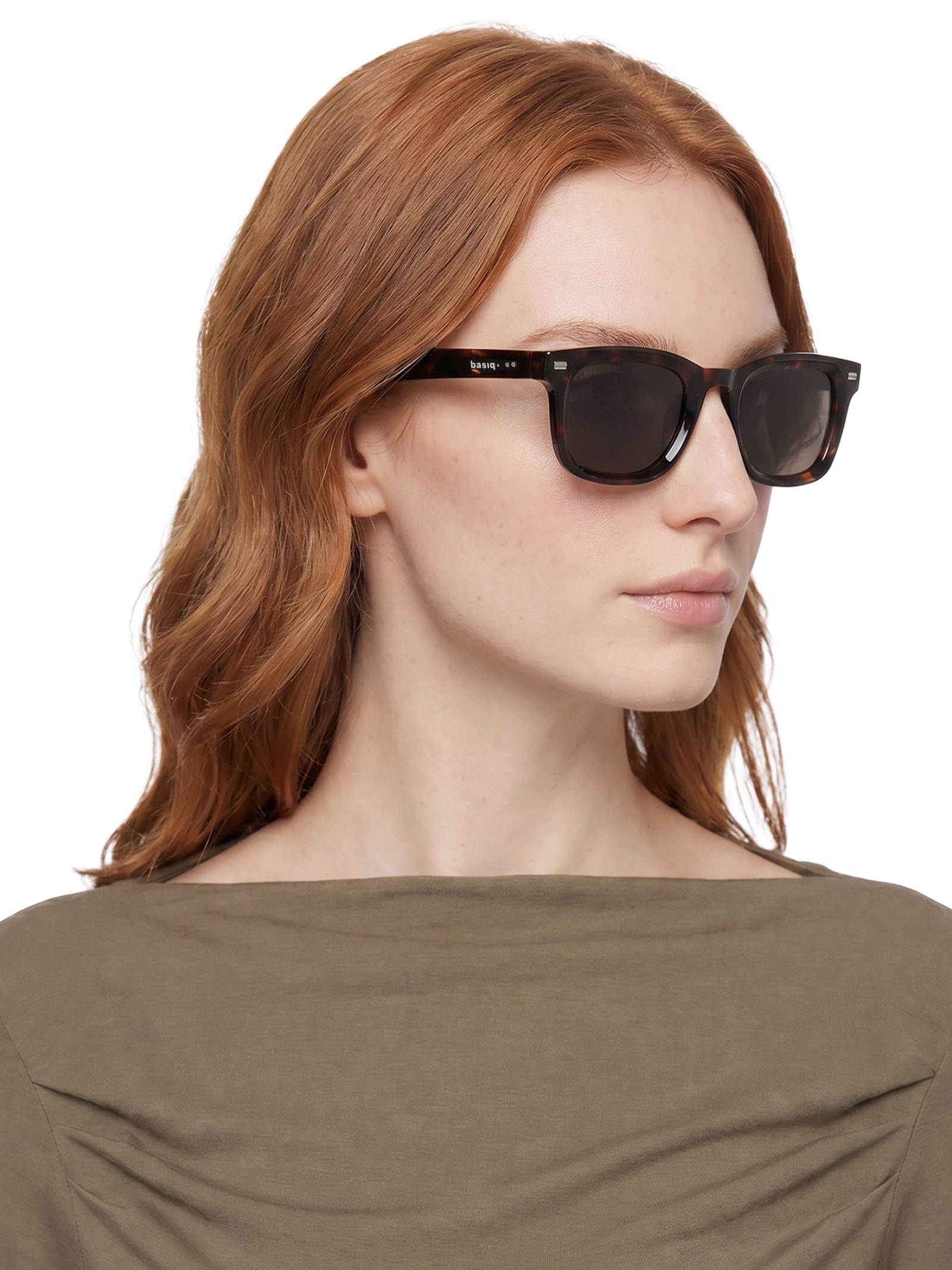 Óculos de Sol Feminino Retangular – Preto Basiq