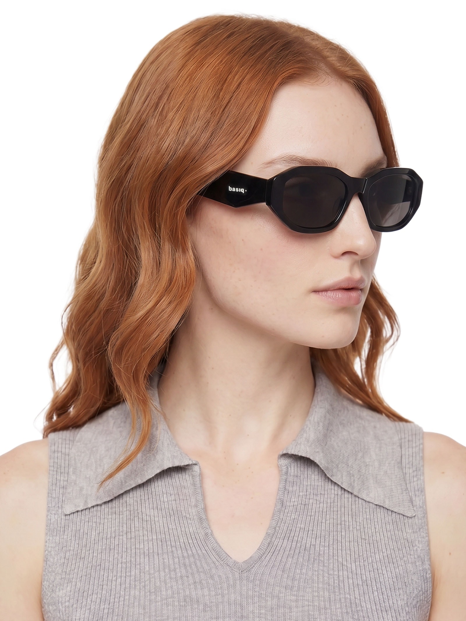 Óculos Feminino Geométrico Preto Basiq