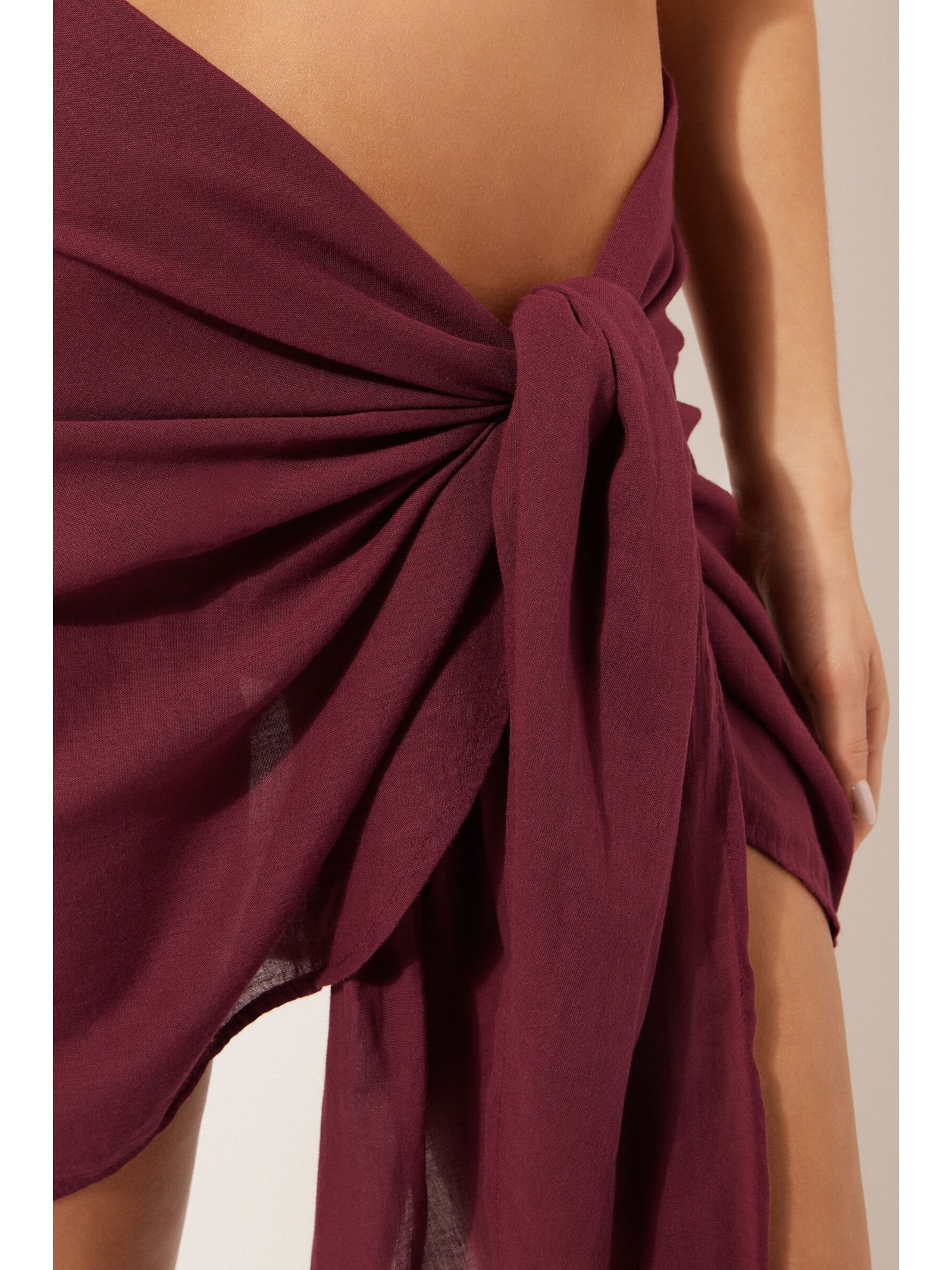 Pareô Curto Bordô Calzedonia