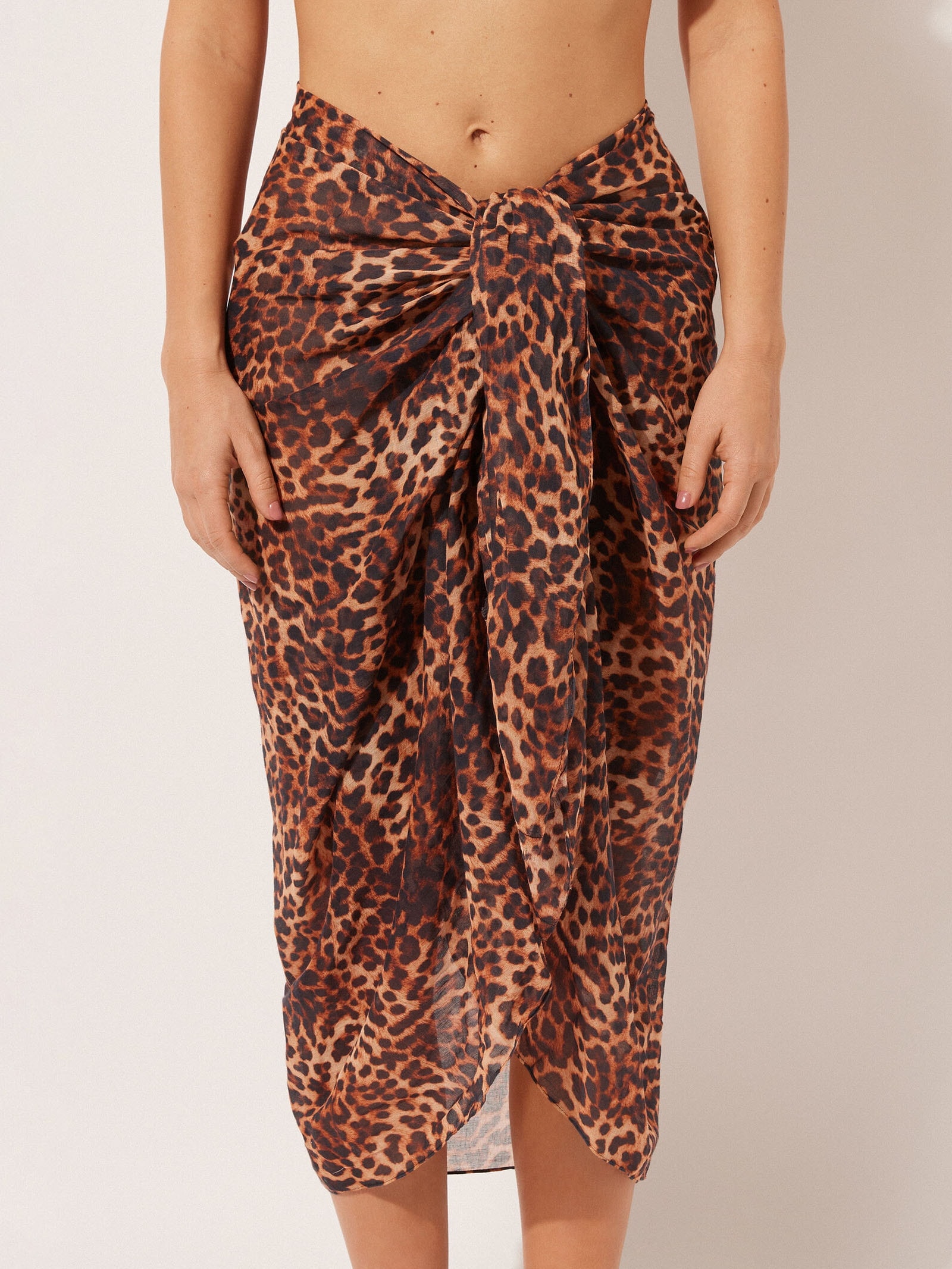 Pareô Longo Com Padrão Selva Preto Calzedonia