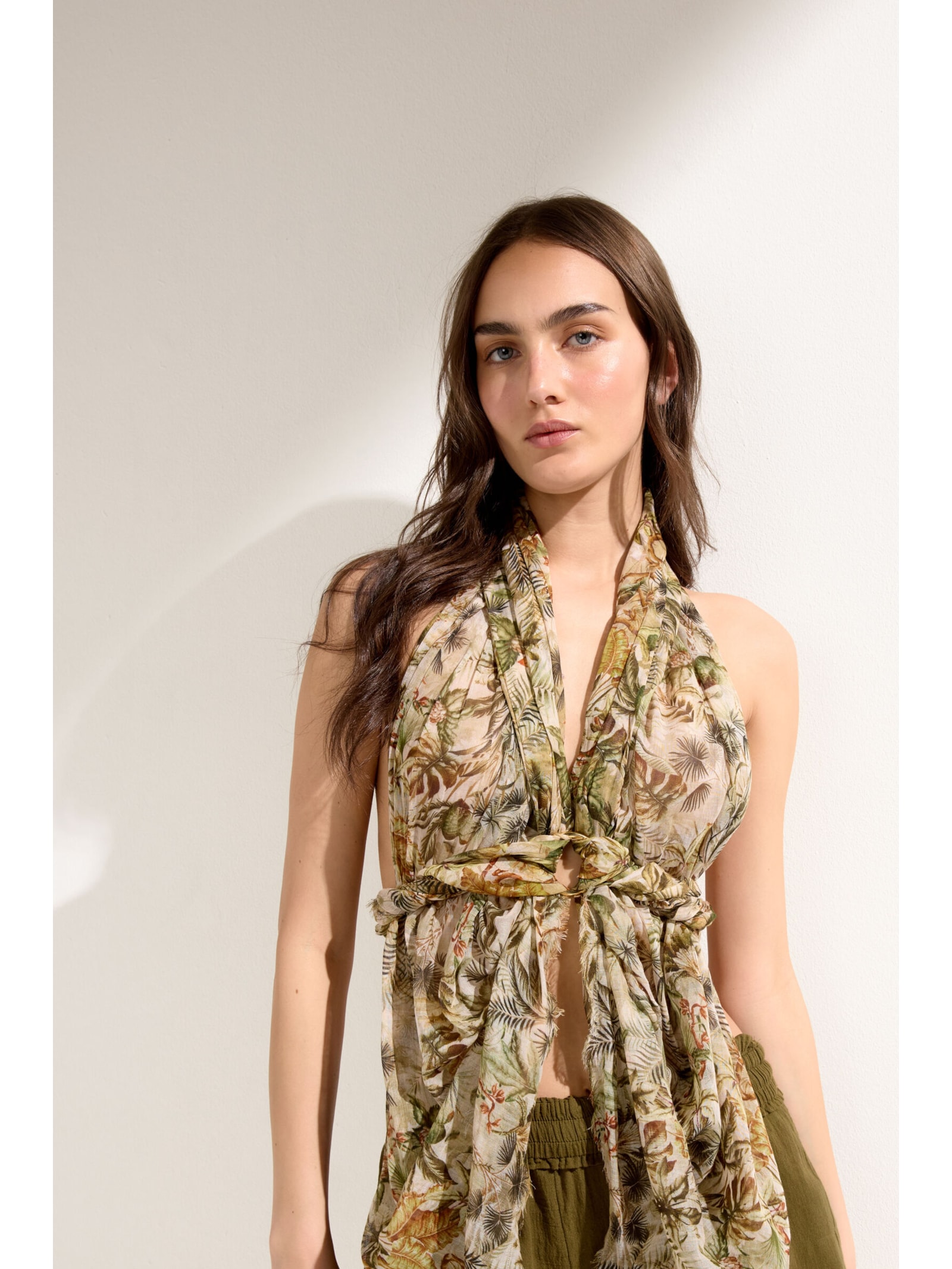 Pareô Longo Com Padrão Selva Verde Calzedonia