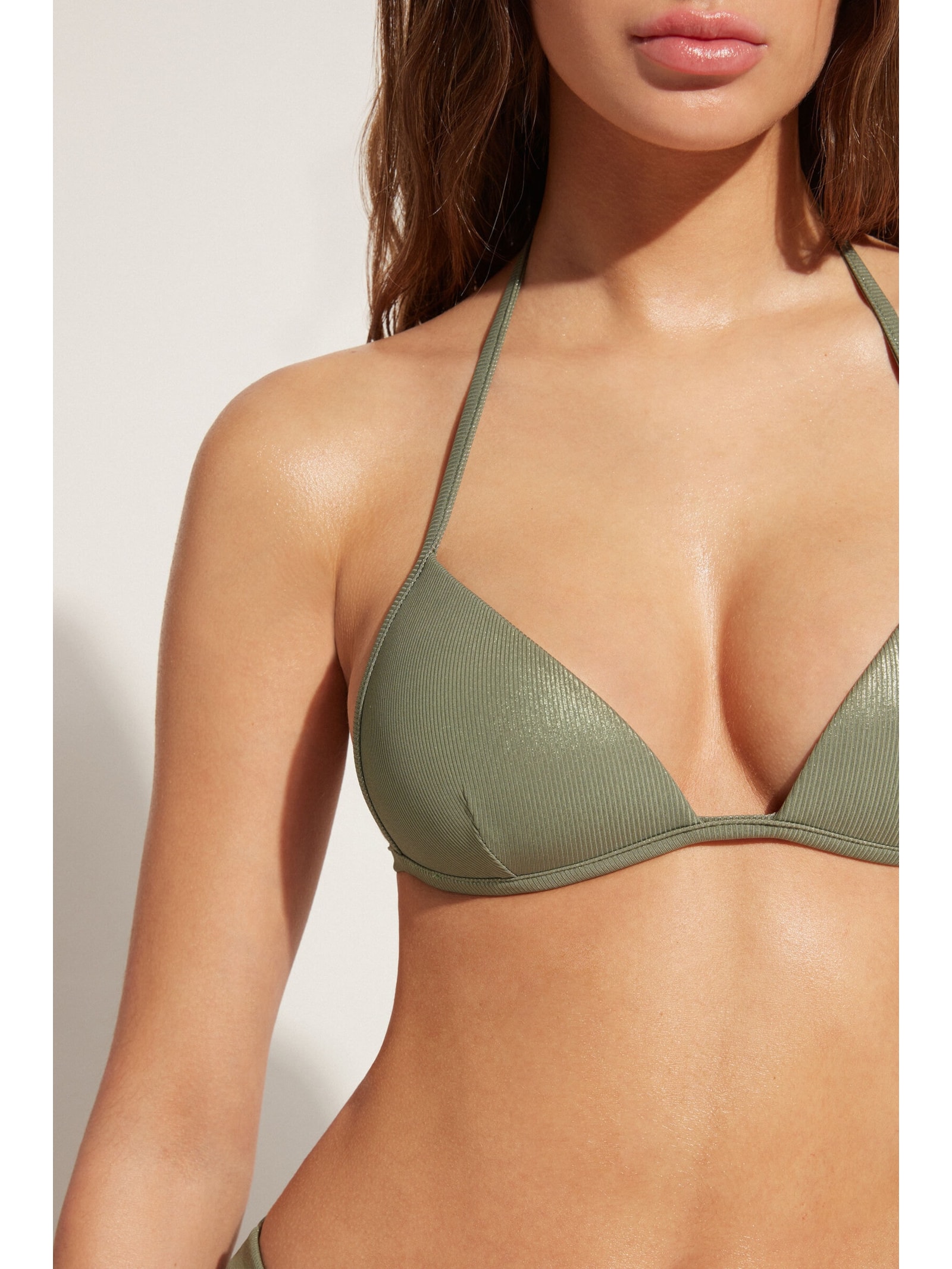 Parte De Cima De Biquíni Triângulo Antigua Verde Calzedonia