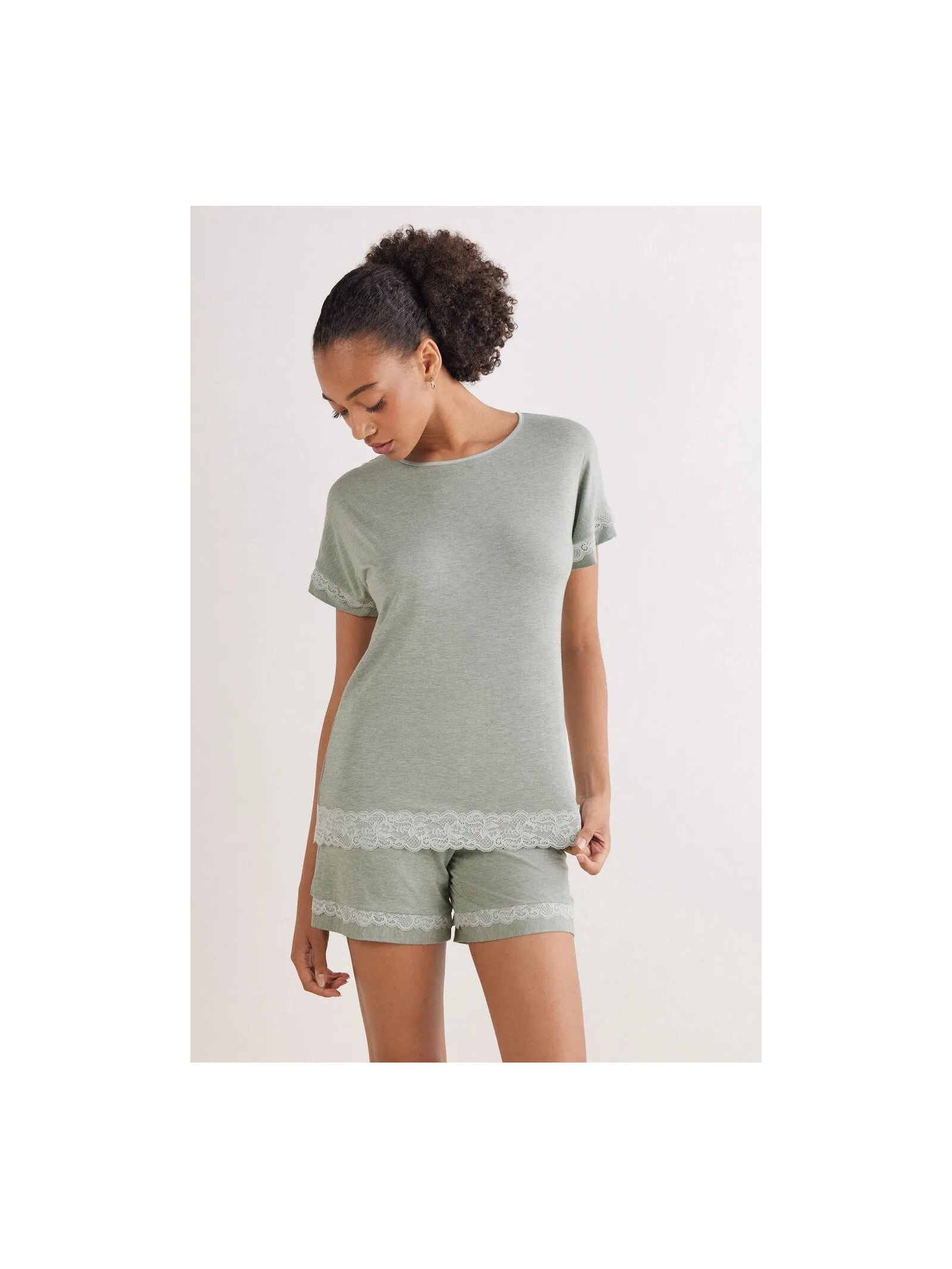 Pijama Curto Em Modal Com Renda Verde Intimissimi