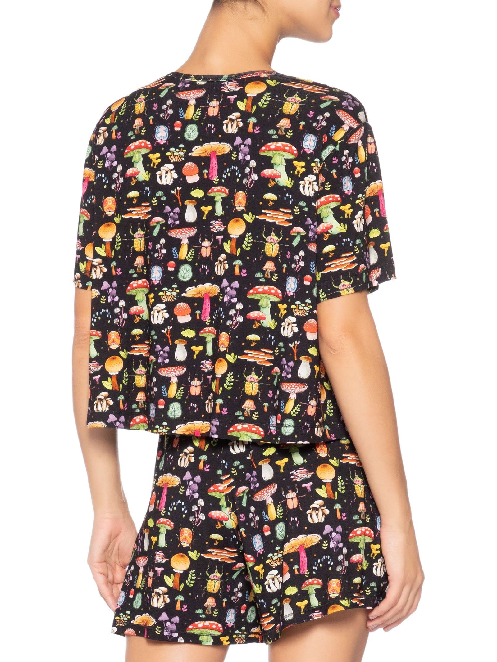 Pijama Feminino Curto Viscose Floresta Preto Jogê