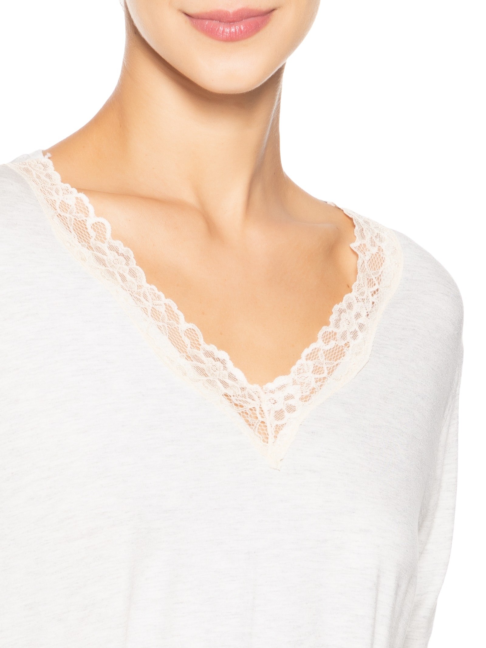 Pijama Feminino Longo Decote V Em Viscose E Renda Cinza Hope