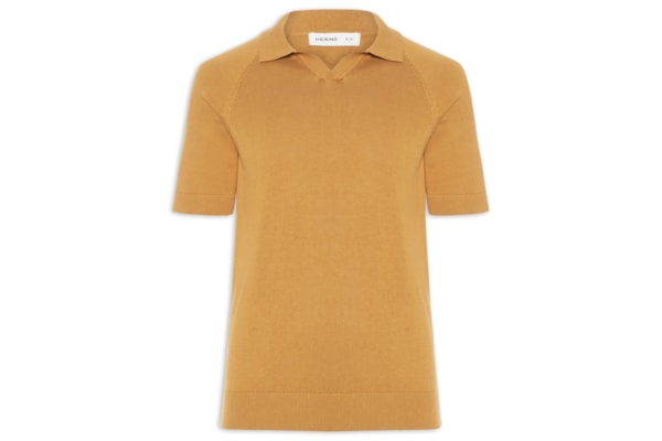 Polo Masculina em Tricô Regular Fit - Bege