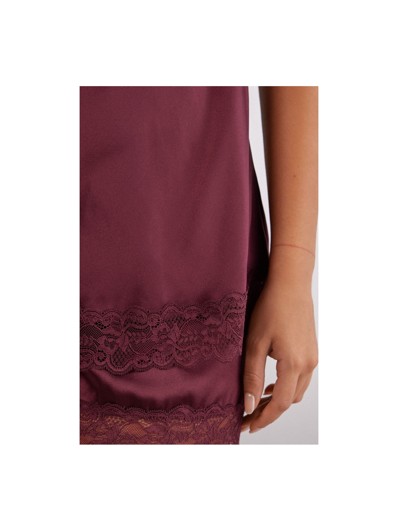 Regata Em Seda e Renda Vermelho Intimissimi