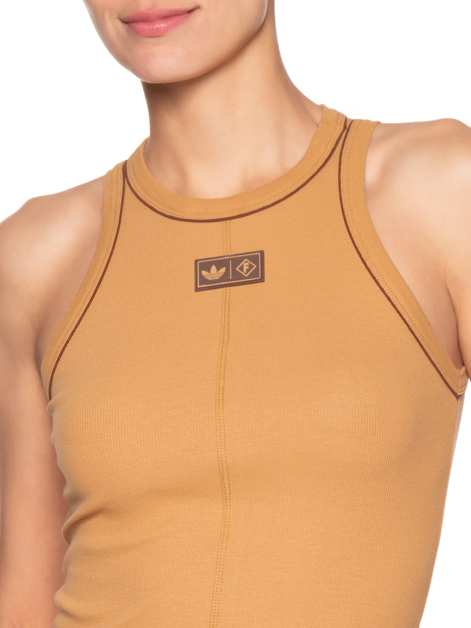 Regata Feminina Bege Forum + Adidas