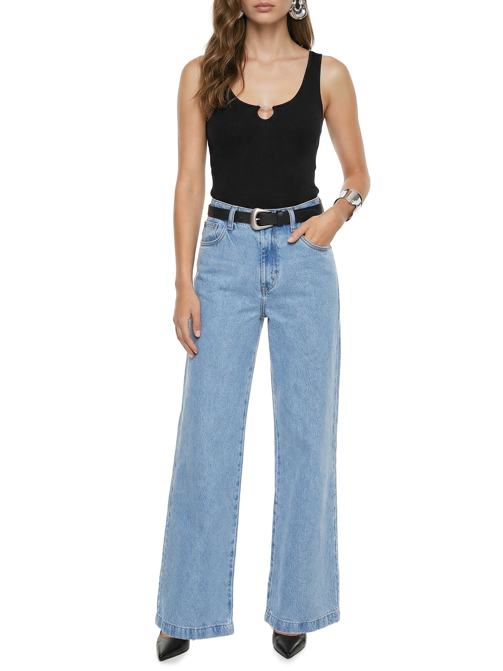 Regata Feminina Canelada Com Metal Preto Lança Perfume