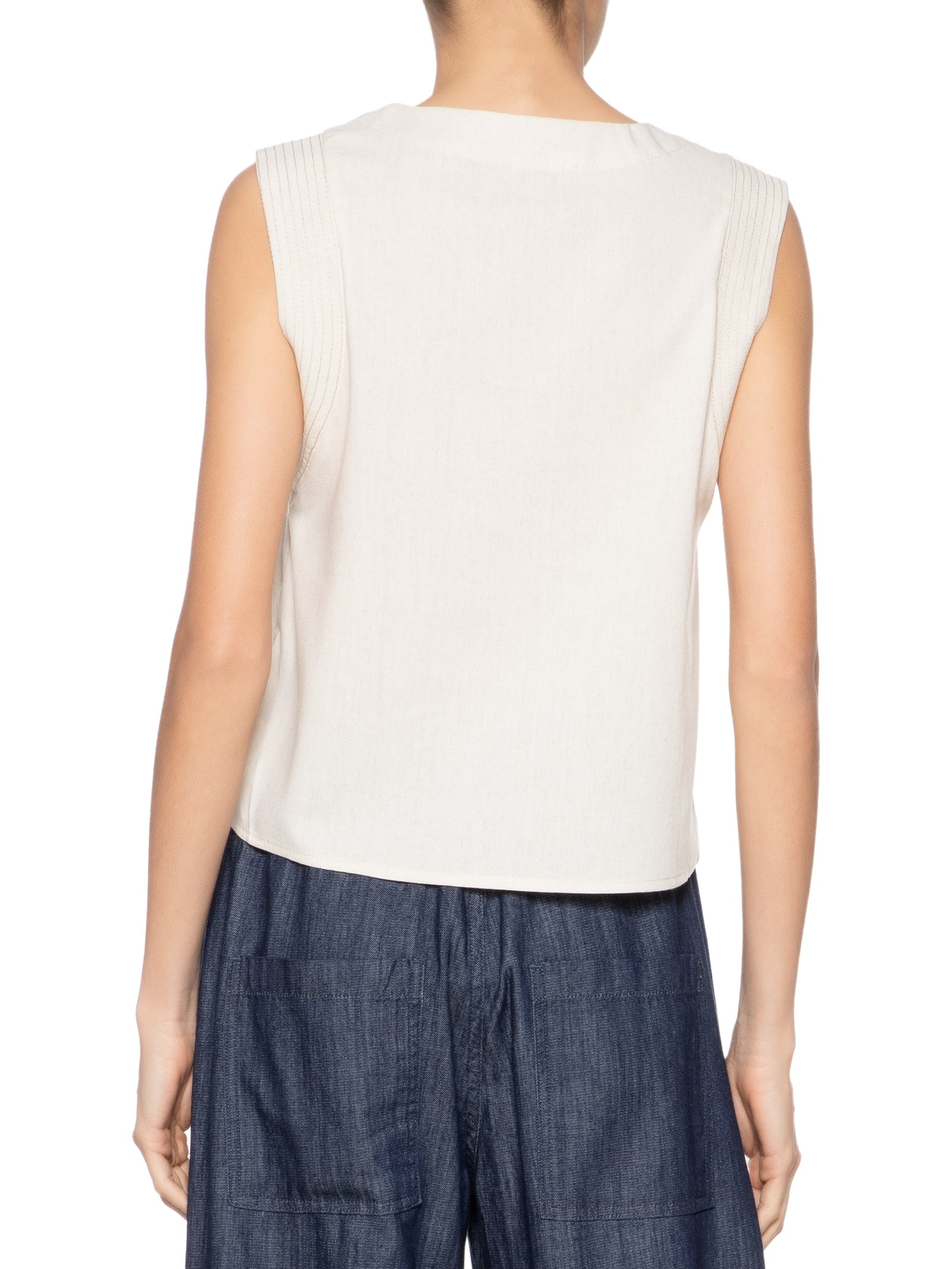 Regata Feminina Com Detalhe Bordado Na Cava Bege Basiq