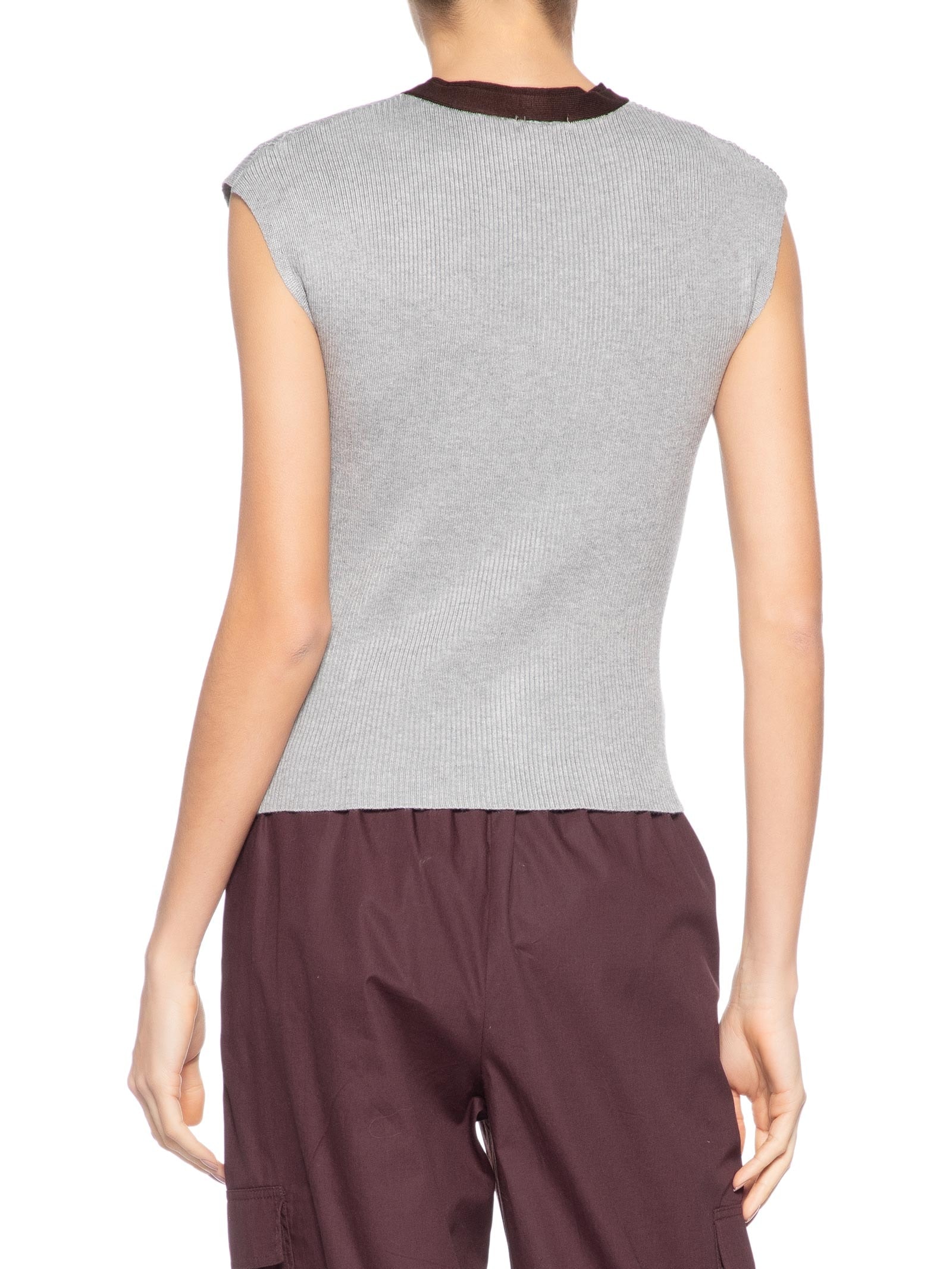 Regata Feminina em Tricot com Abotoamento Cinza Market 33