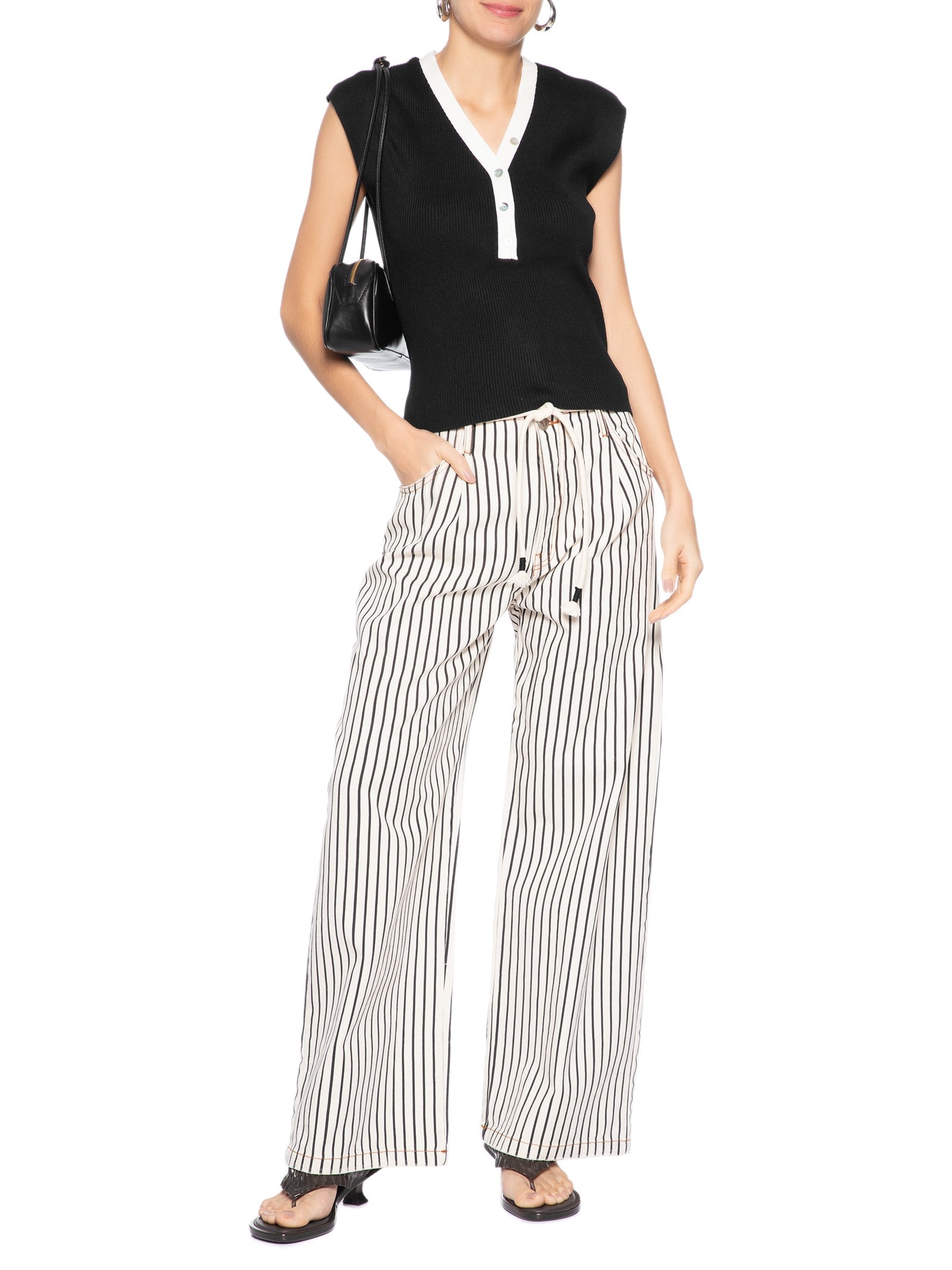 Regata Feminina em Tricot com Abotoamento Preto Market 33