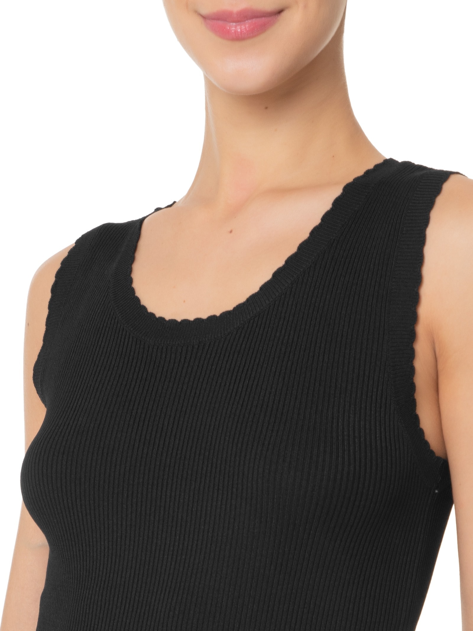 Regata Feminina Em Tricot Preto Market 33
