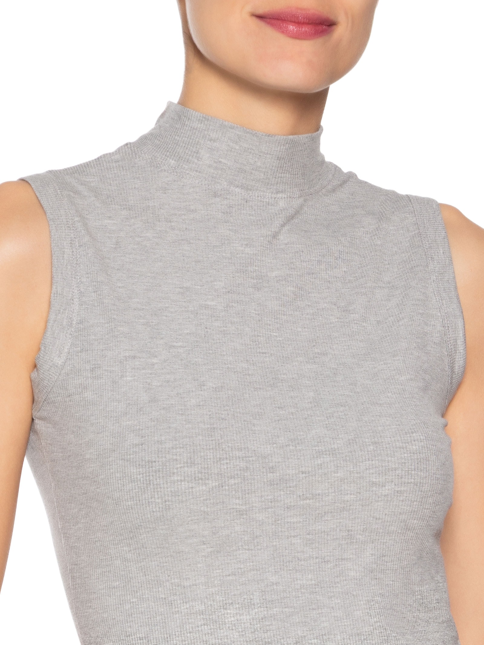 Regata Feminina Gola Alta Cinza Basiq