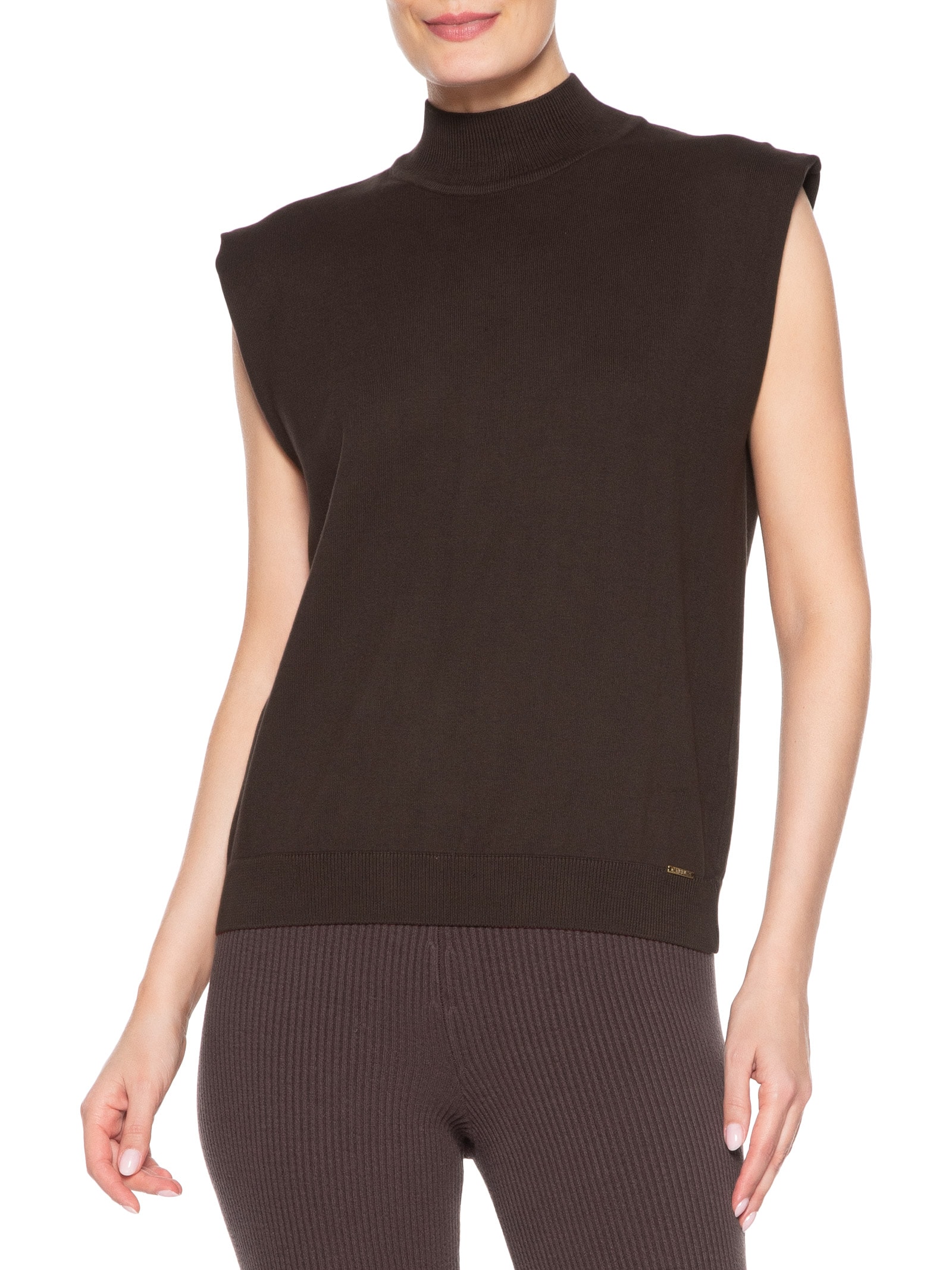 Regata Feminina Gola Chaminé Marrom Anselmi