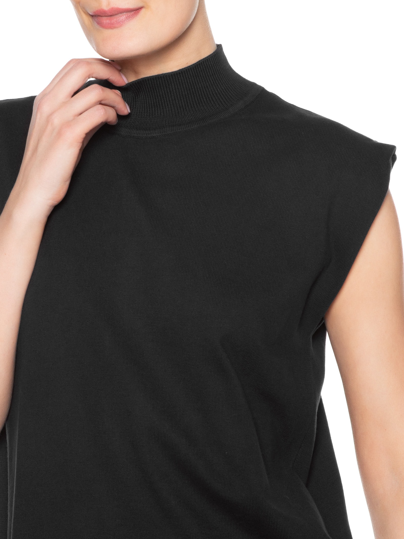 Regata Feminina Gola Chaminé Preto Anselmi