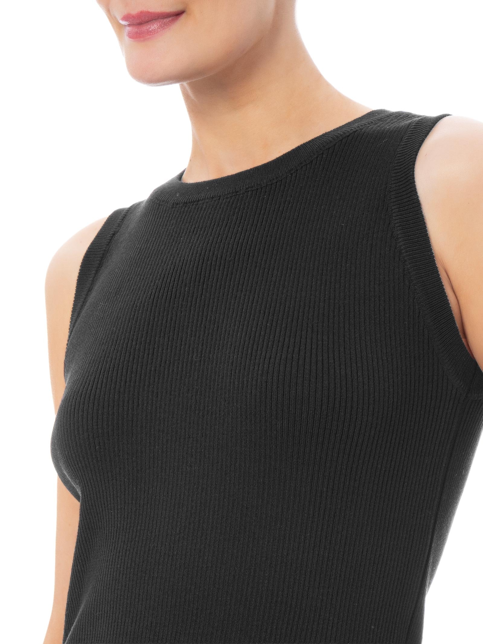 Regata Feminina Gola Redonda Alongada Preto Basiq