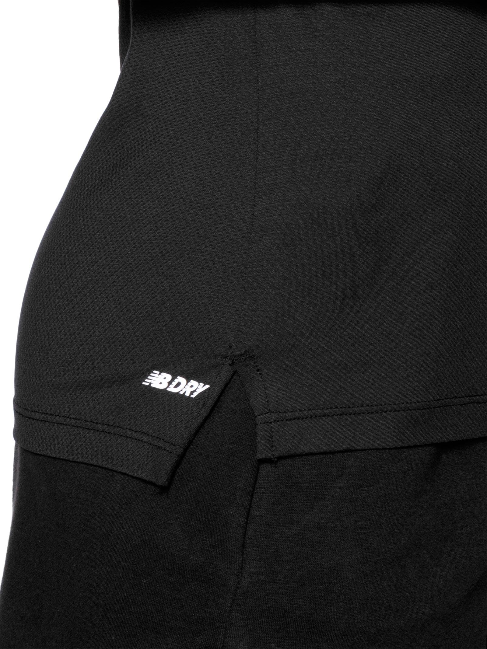 Regata Feminina Sport Essentials Preto New Balance