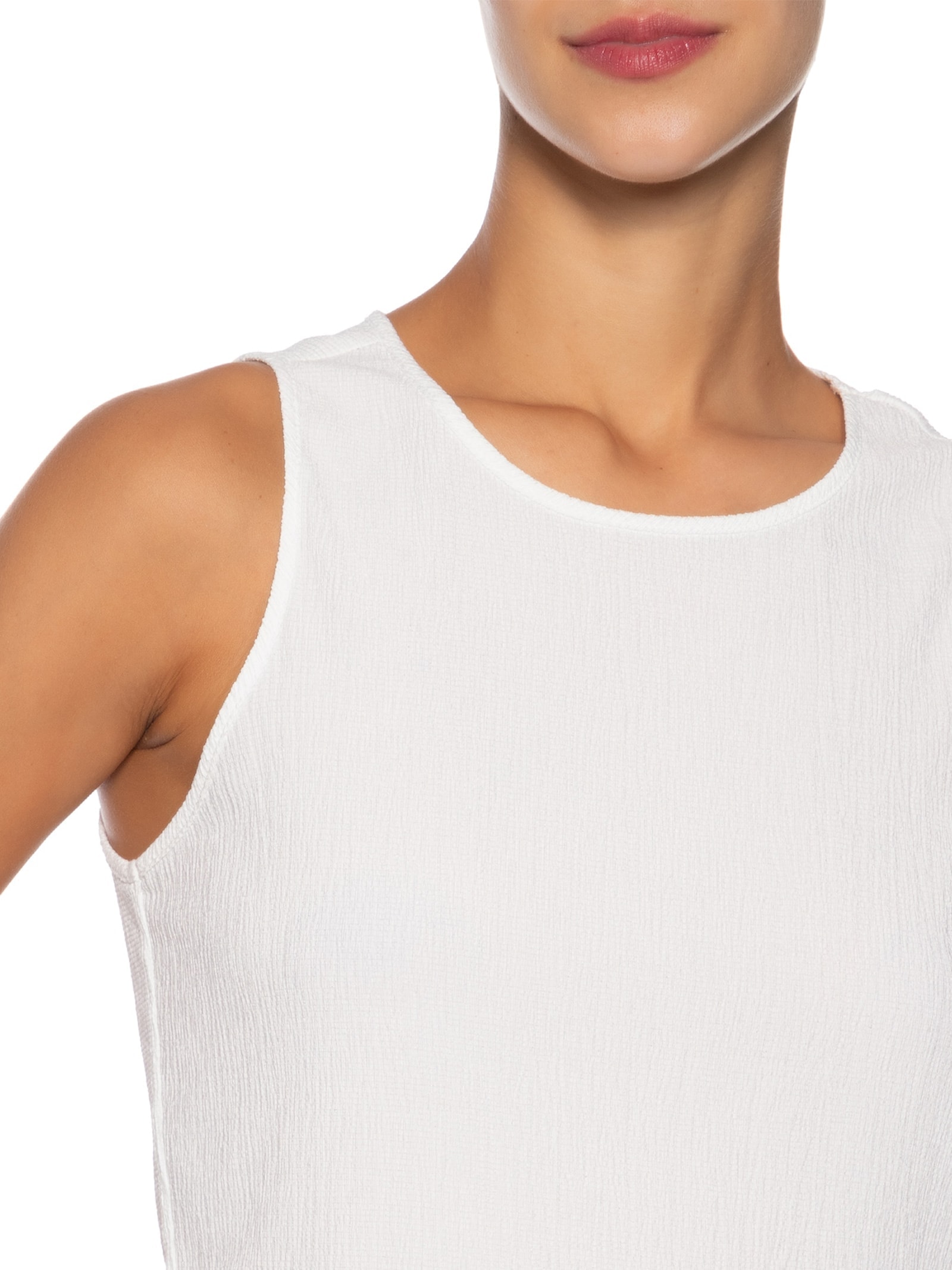 Regata Feminina Texturizada Branco Basiq