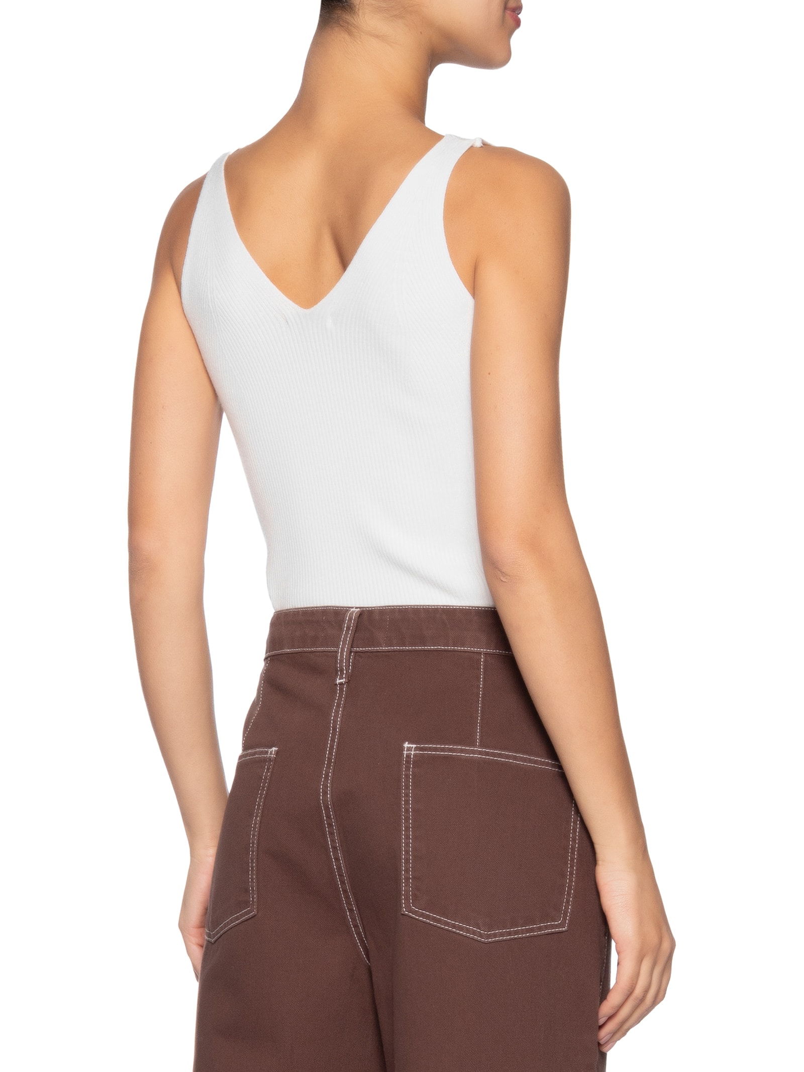 Regata Feminina Tricot Decote V Branco Basiq