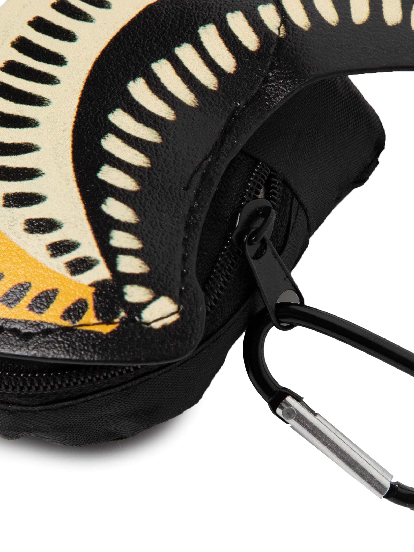 Sacolinha Feminina Me Leva Tucanos e Folhagens Preto Farm Etc