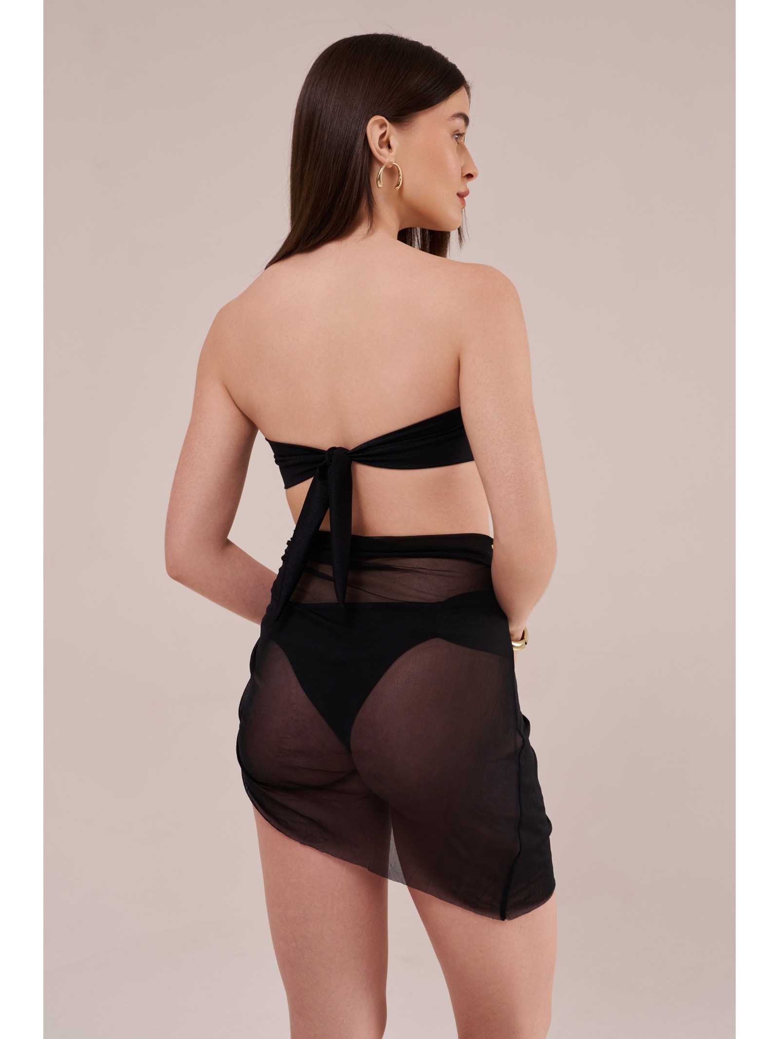 saia curta em tule preta Suntime