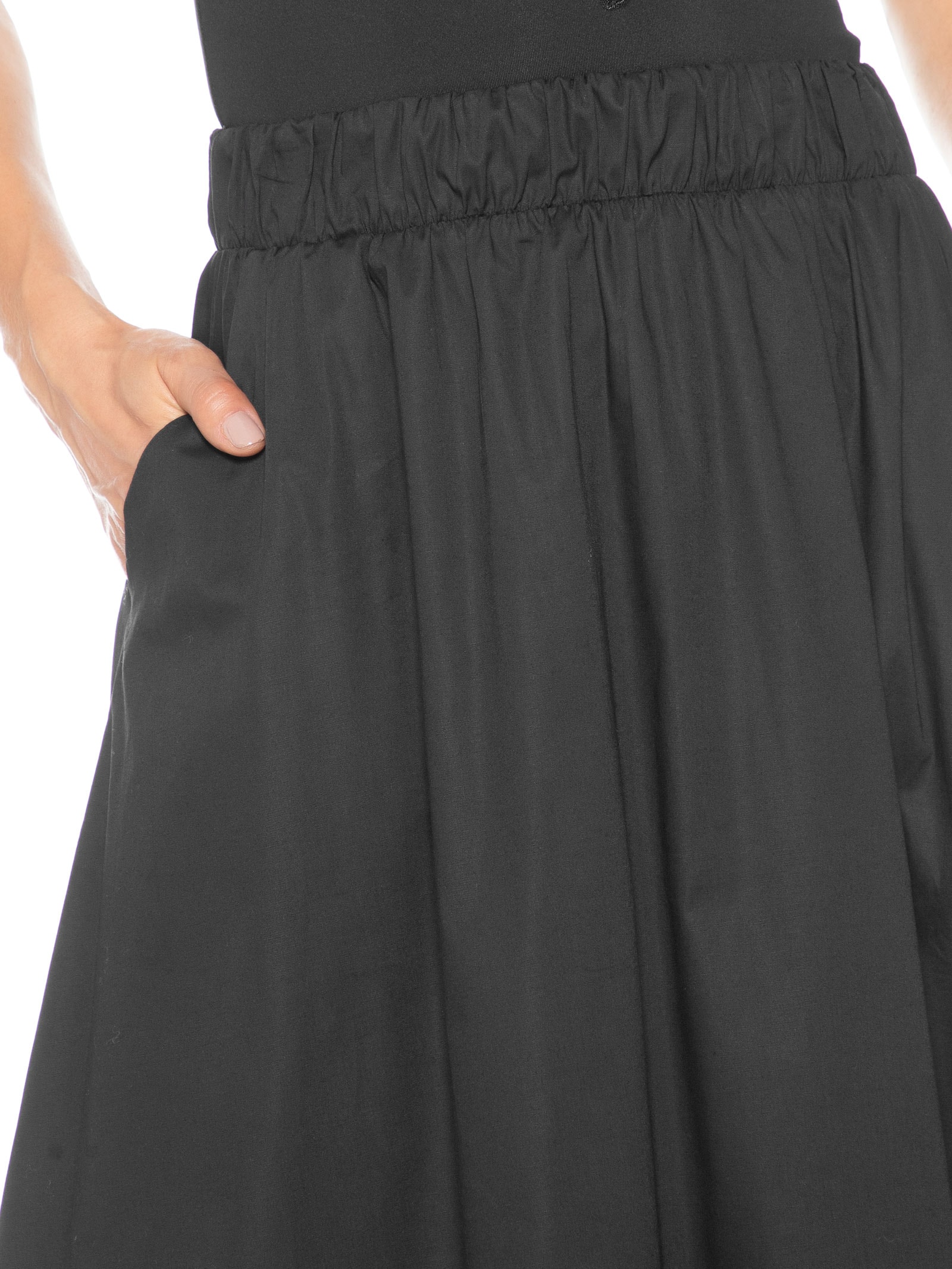 Saia Feminina Midi Preto '2Essential