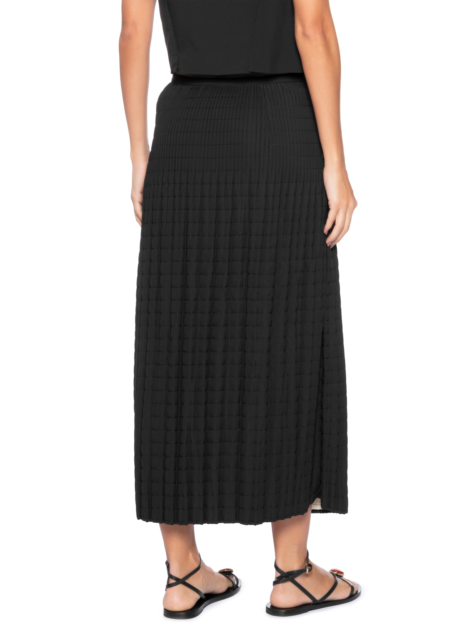 Saia Feminina Plissê Matelassê Preto Osklen