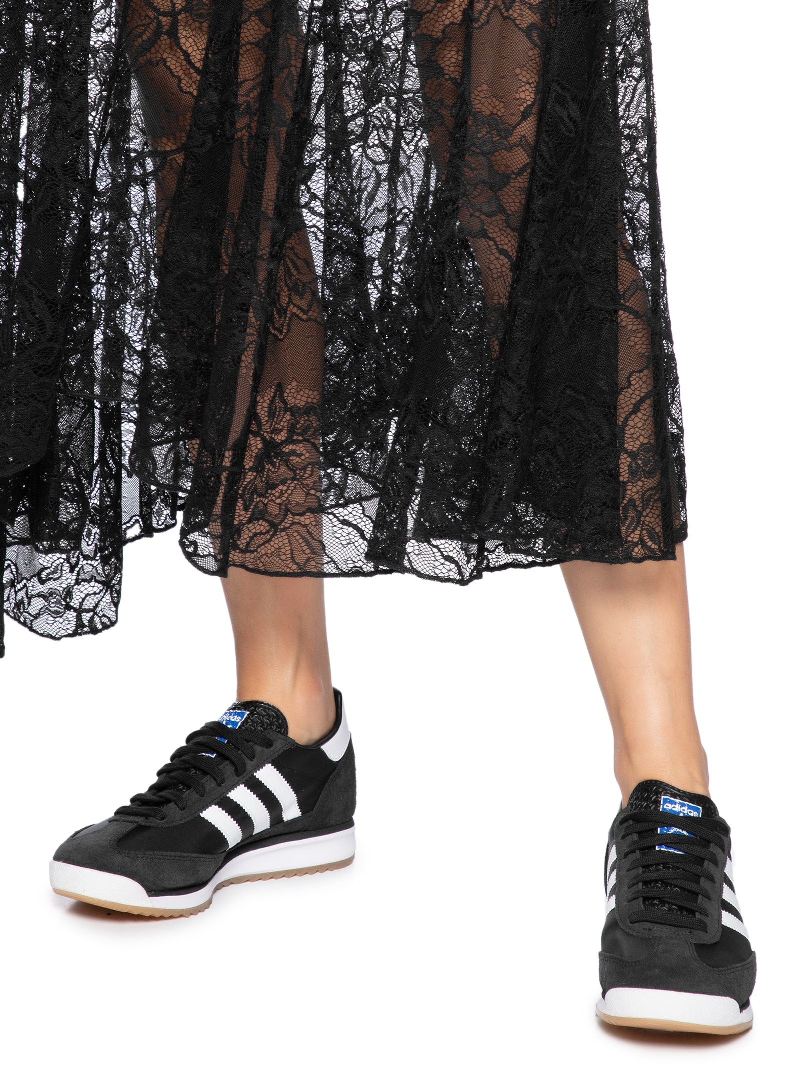 Saia Midi Em Renda Preto Market 33