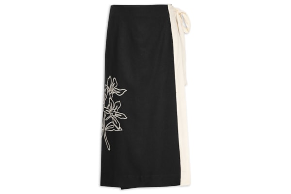 Saia Midi Linho Bordado Floral - Preto