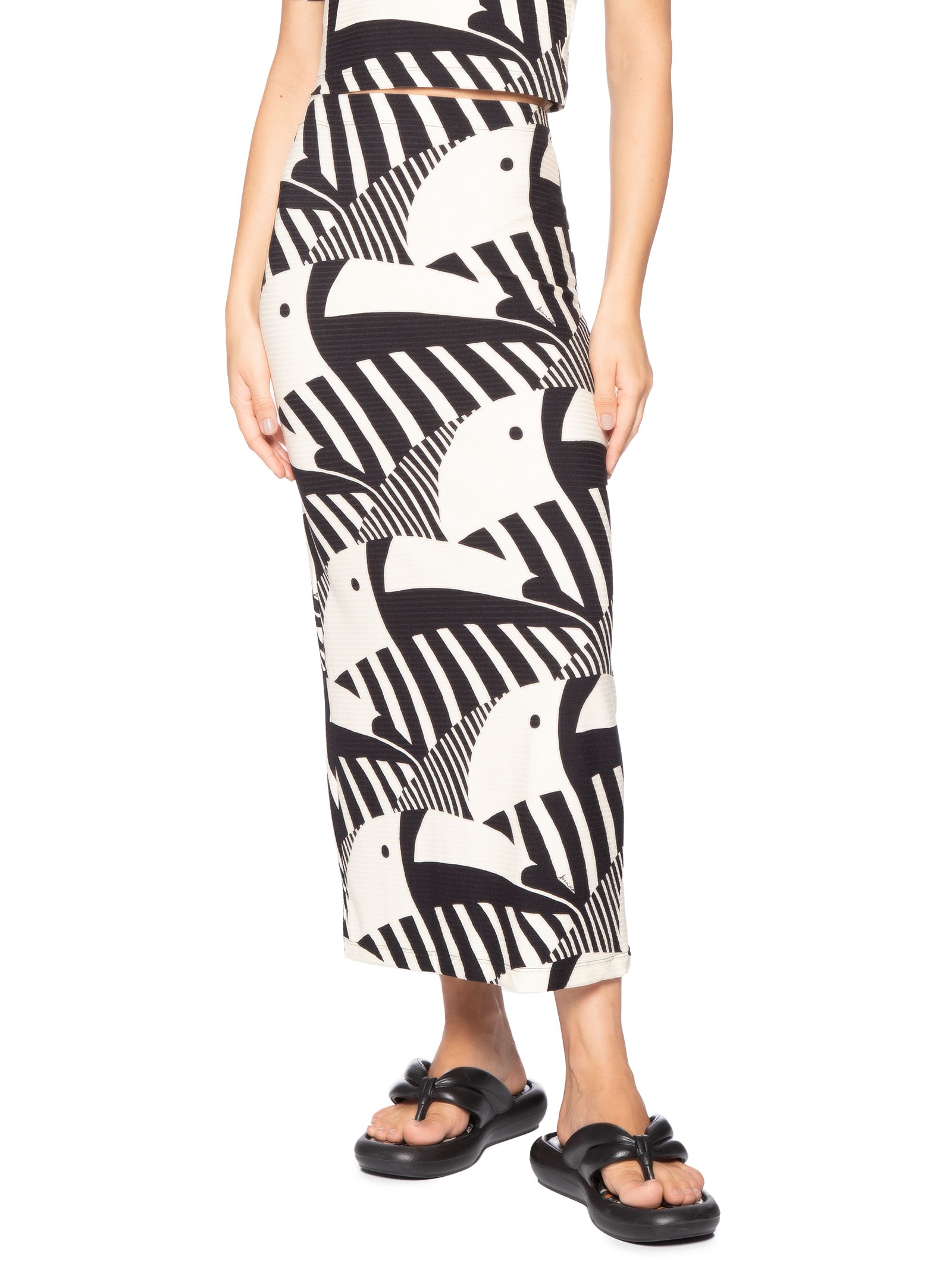 Saia Midi Reta Tuca Legal Preto Farm