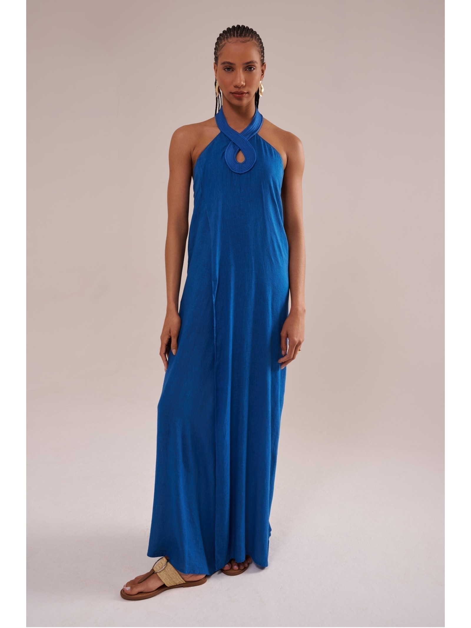 saída longa com matelassê em viscose com linho orla azul Suntime