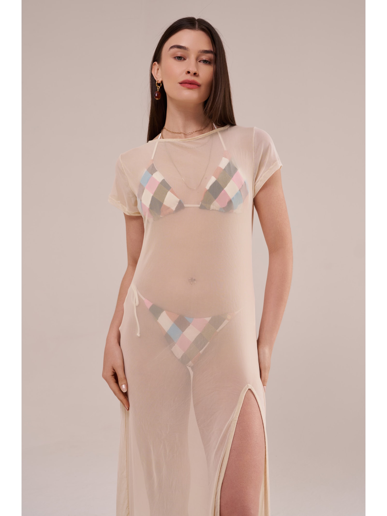 saída longa em tule canoa off white Suntime