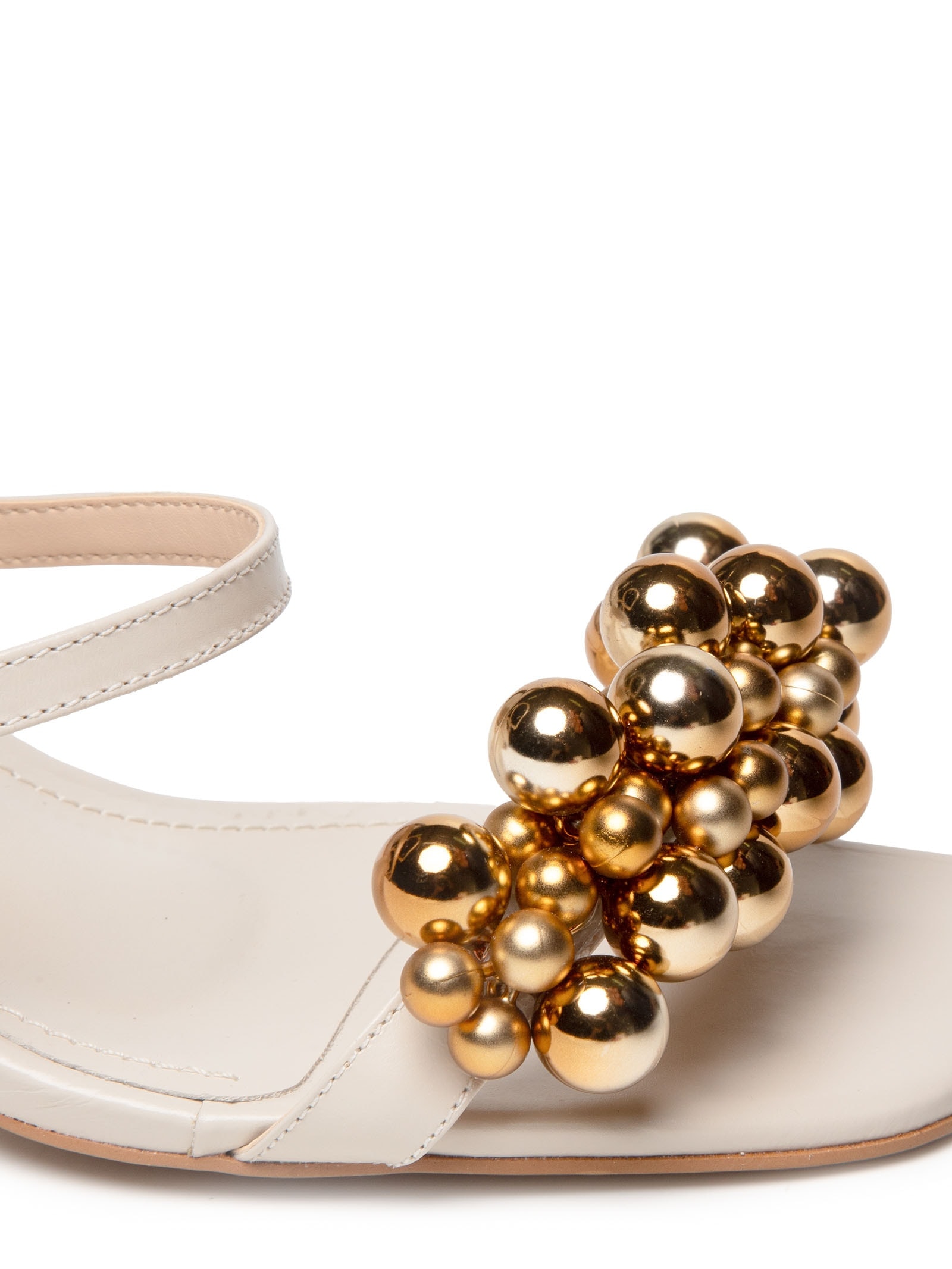 Sandália Feminina Com Salto Enfeites Off White Market 33