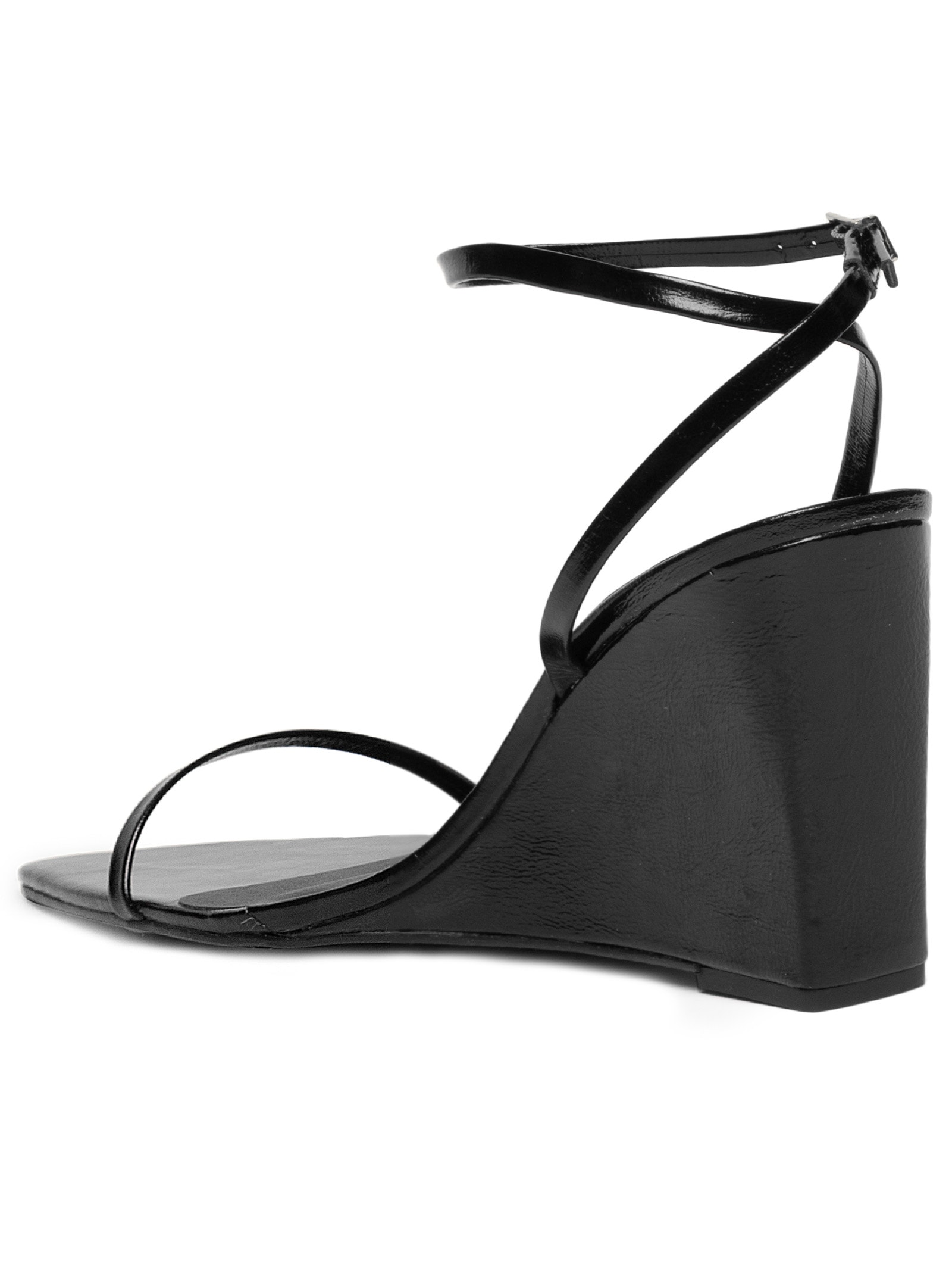 Sandália Feminina Em Couro Com Salto Anabela Preto Market 33