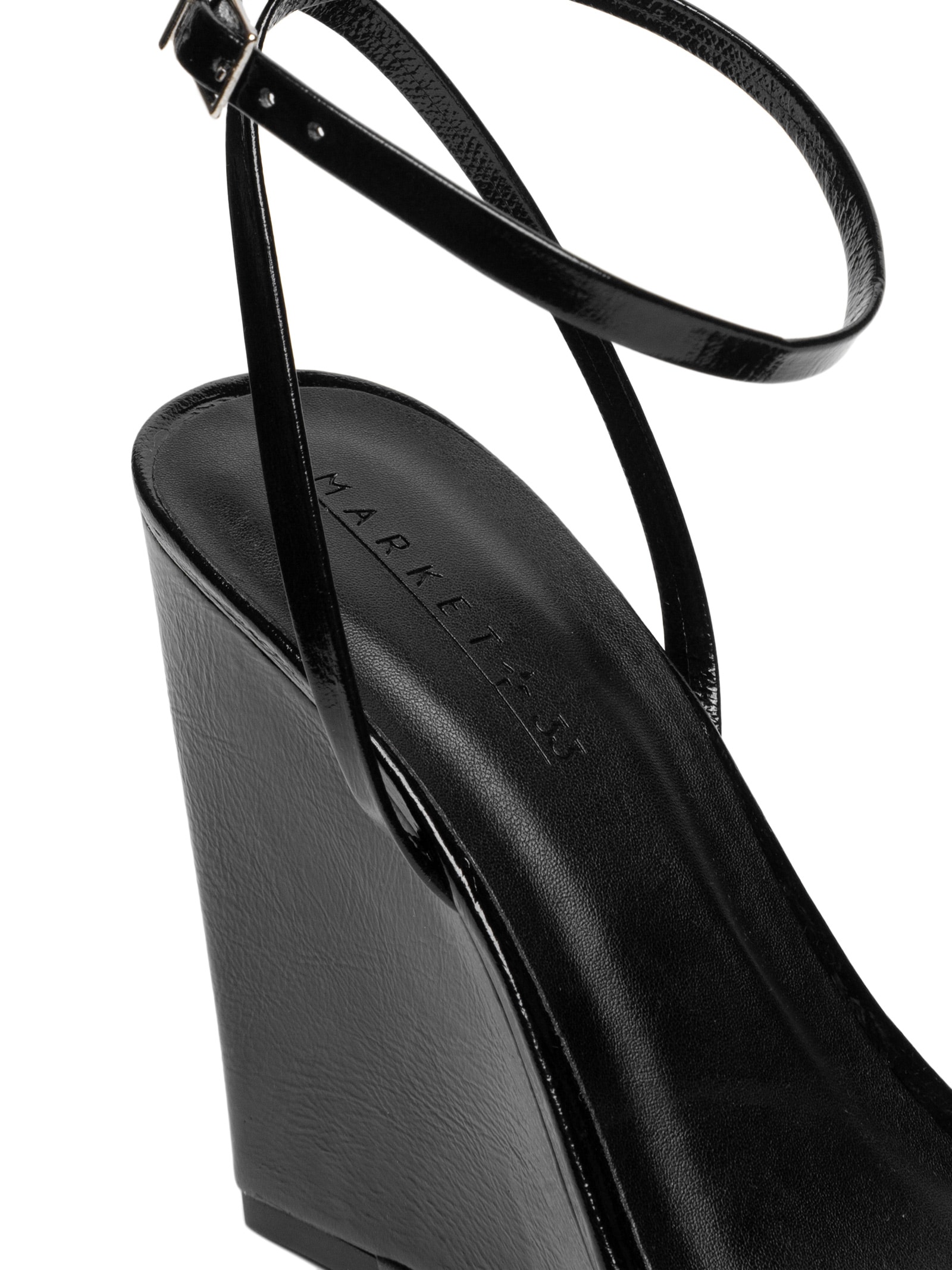 Sandália Feminina Em Couro Com Salto Anabela Preto Market 33