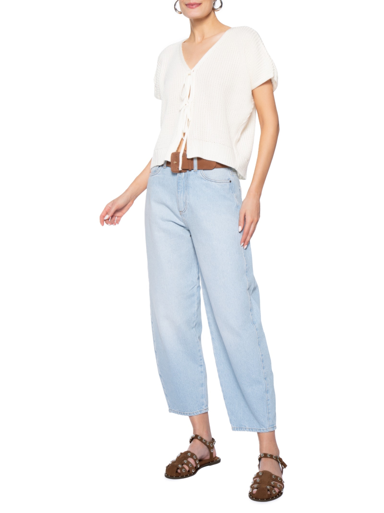 Sandália Feminina Fisherman Em Couro Com Tachas Marrom Market 33
