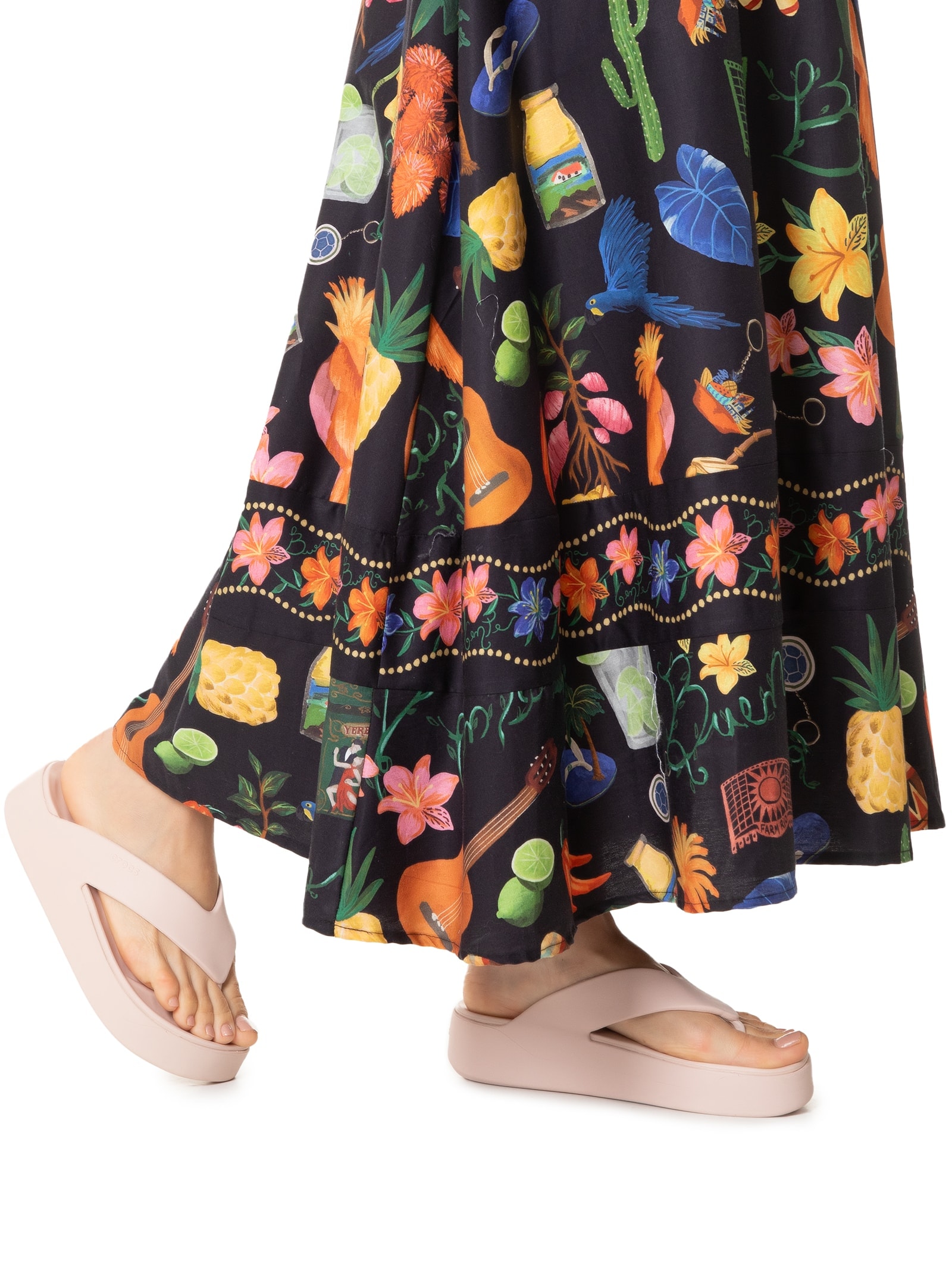 Sandália Feminina Getaway Plataform Flip Bege Crocs