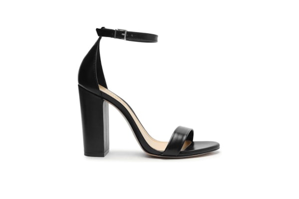 Sandália Feminina Gisele Couro - Preto