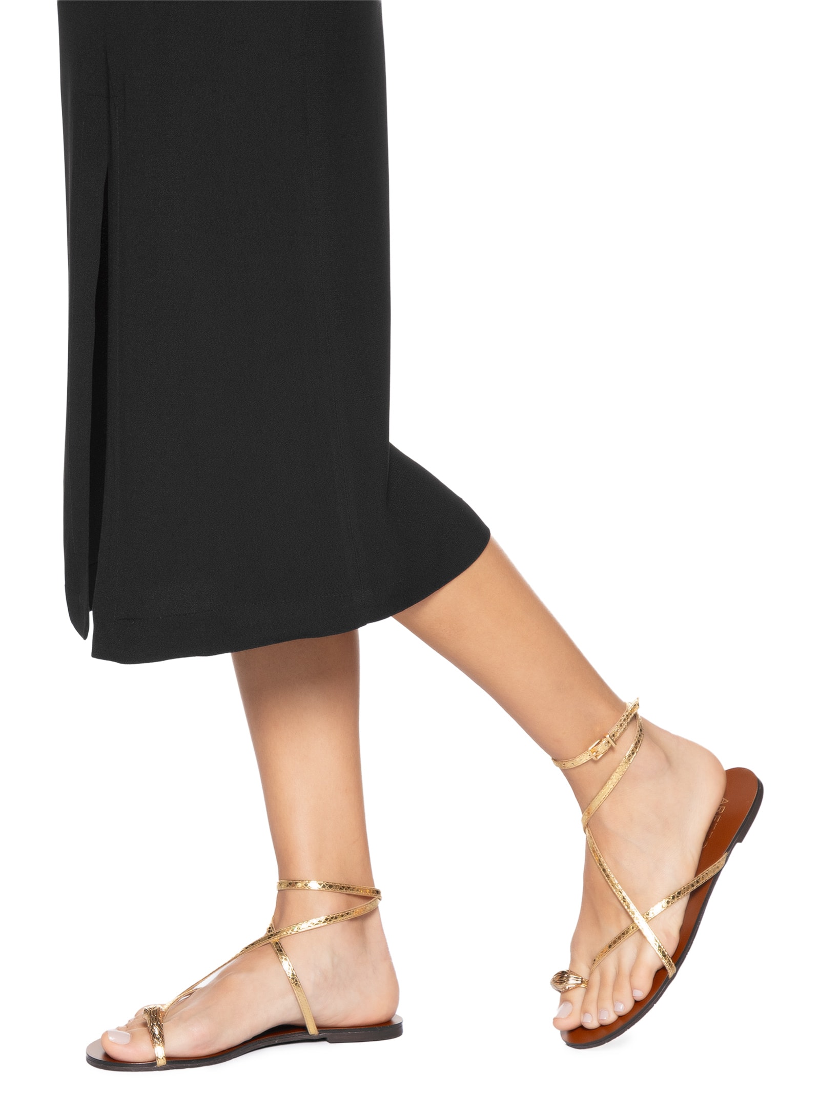 Sandália Feminina Rasteira Couro Dedeira Metal Snake Dourado Arezzo