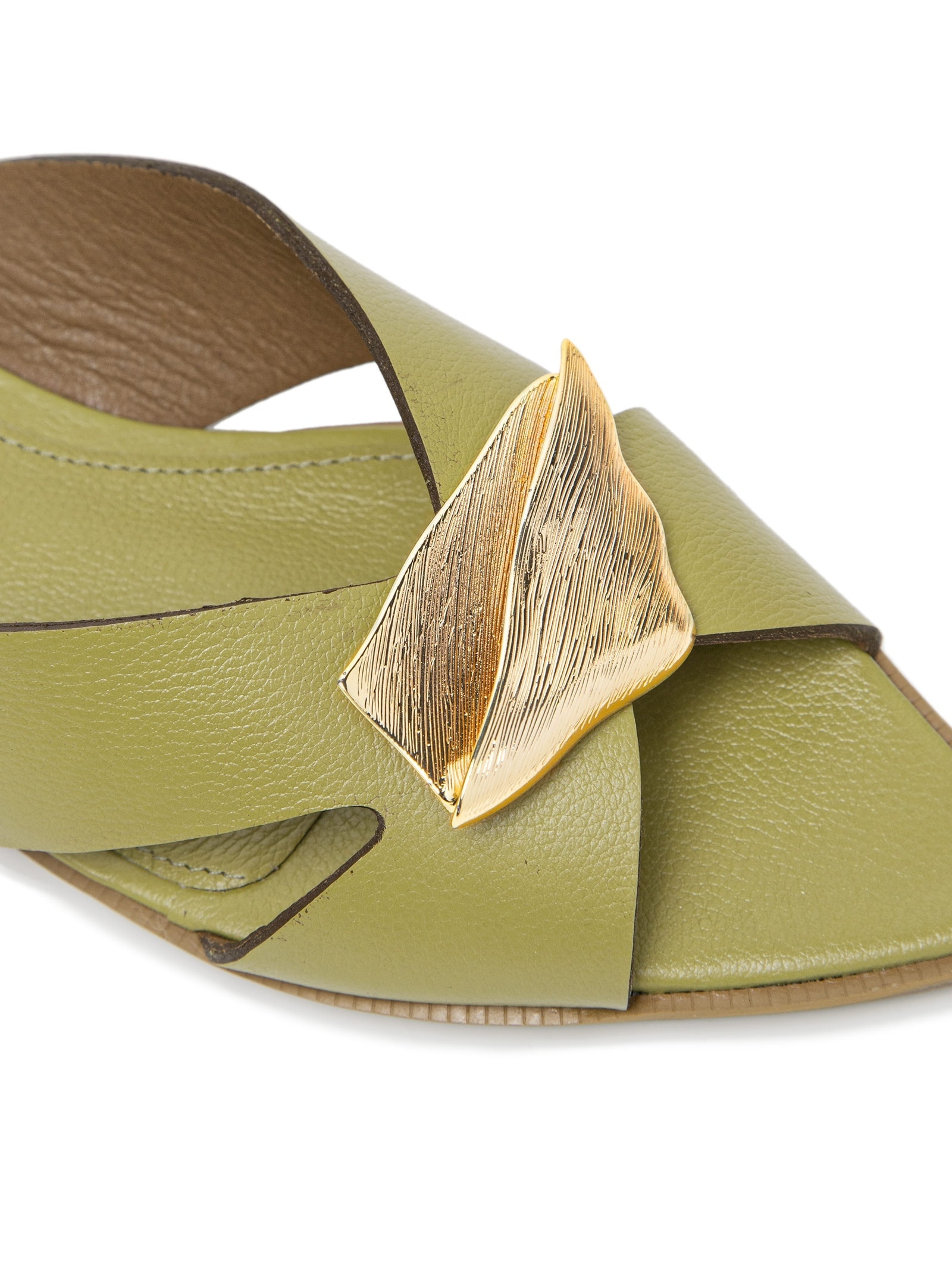 Sandália Feminina Rasteira Em Couro Aviamento Verde '2Essential