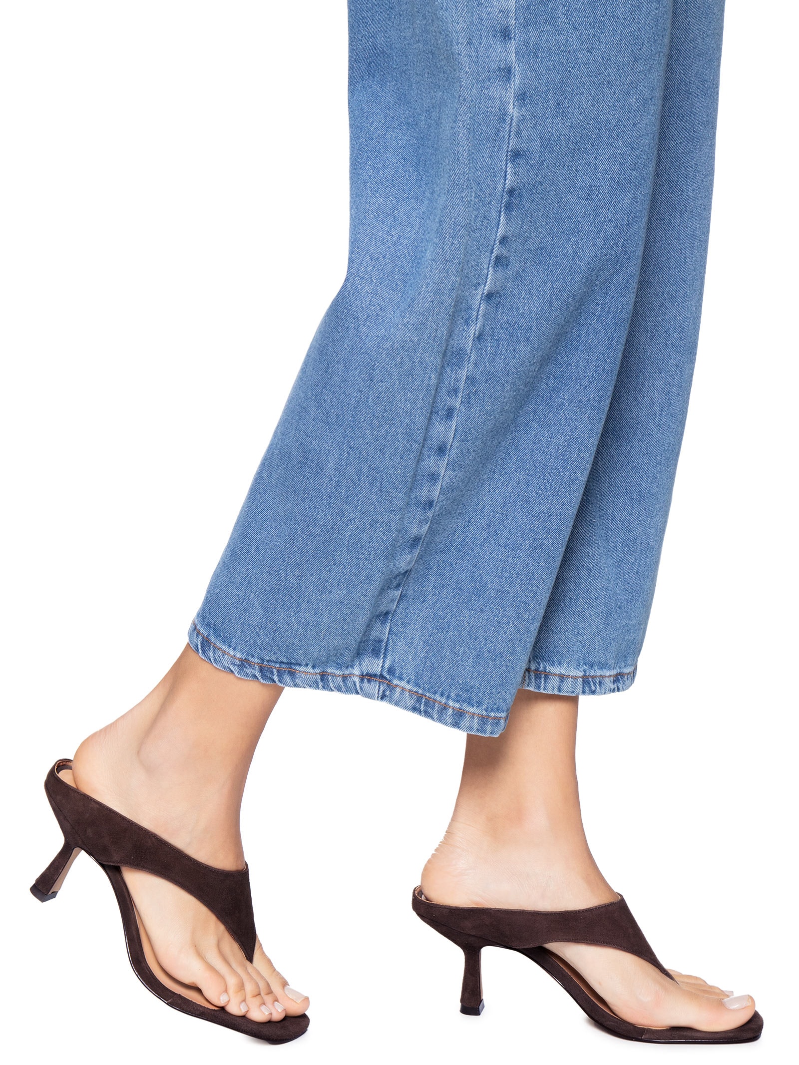 Sandália Feminina Salto Fino Médio Camurça Marrom Luiza Barcelos