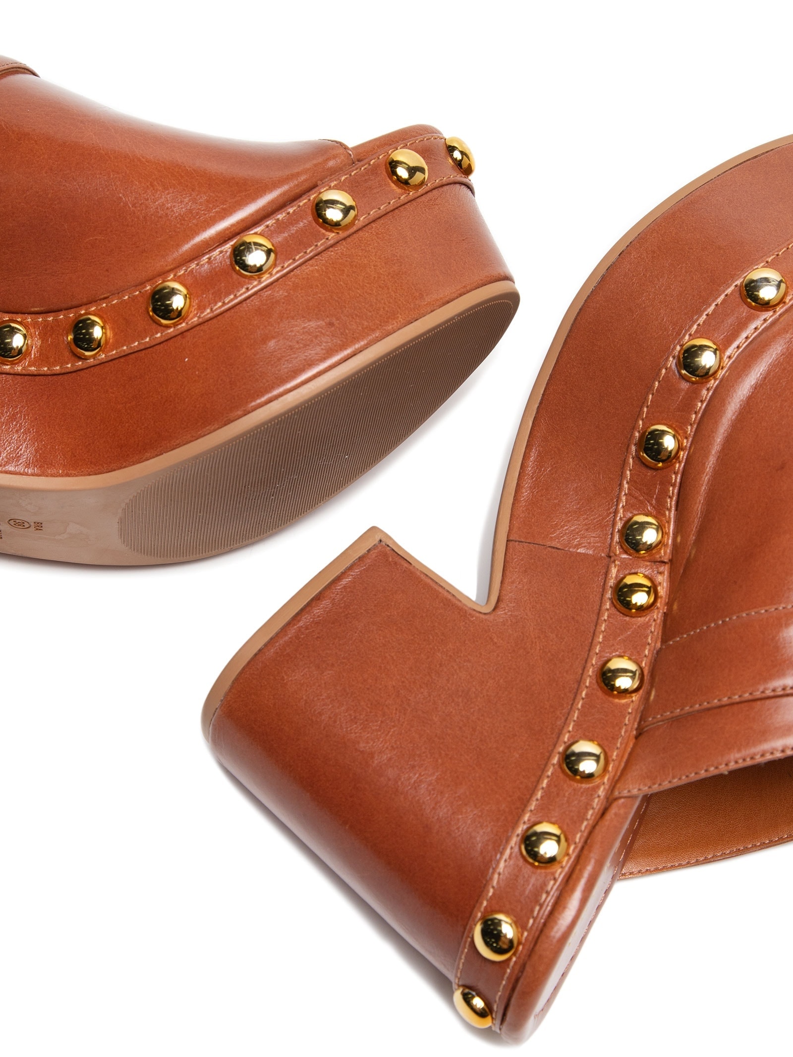 Sandália Feminina Tamanco Couro com Tachas e Fivela Marrom Market 33