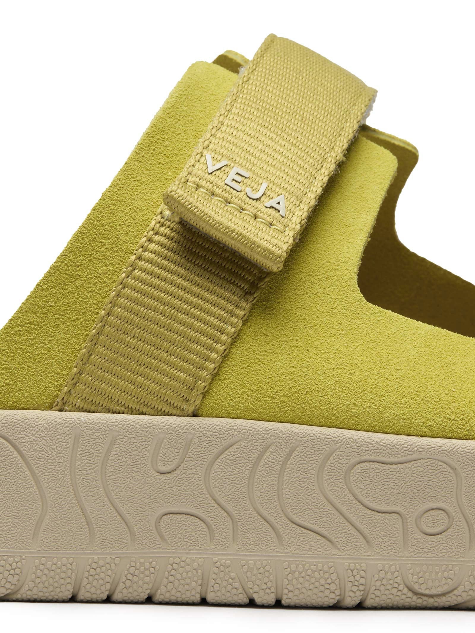 Sandália Unissex Papete Arpoador Suede Bege Veja