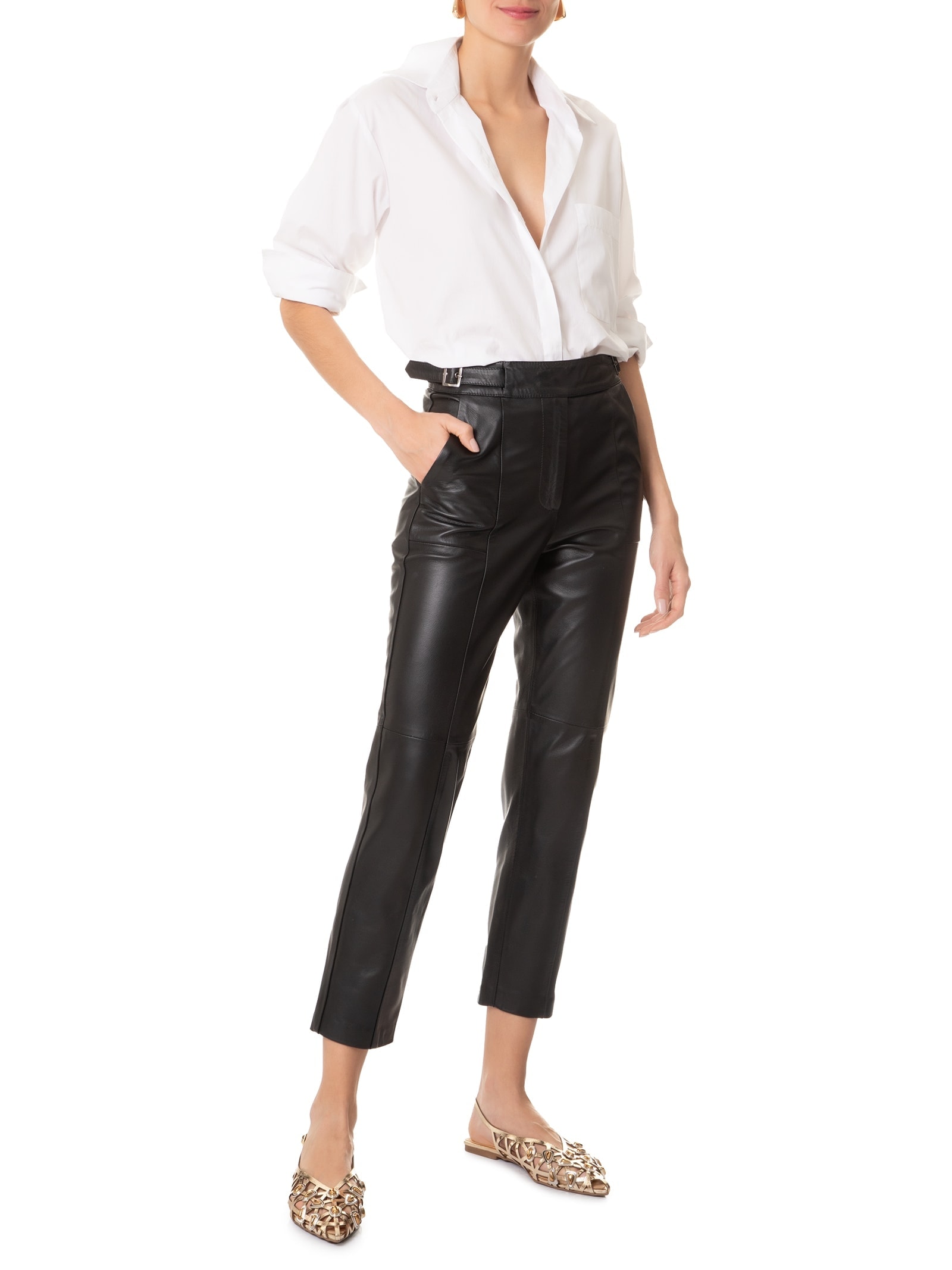 Sapatilha Feminina Com Enfeites Metálicos Dourado Market 33